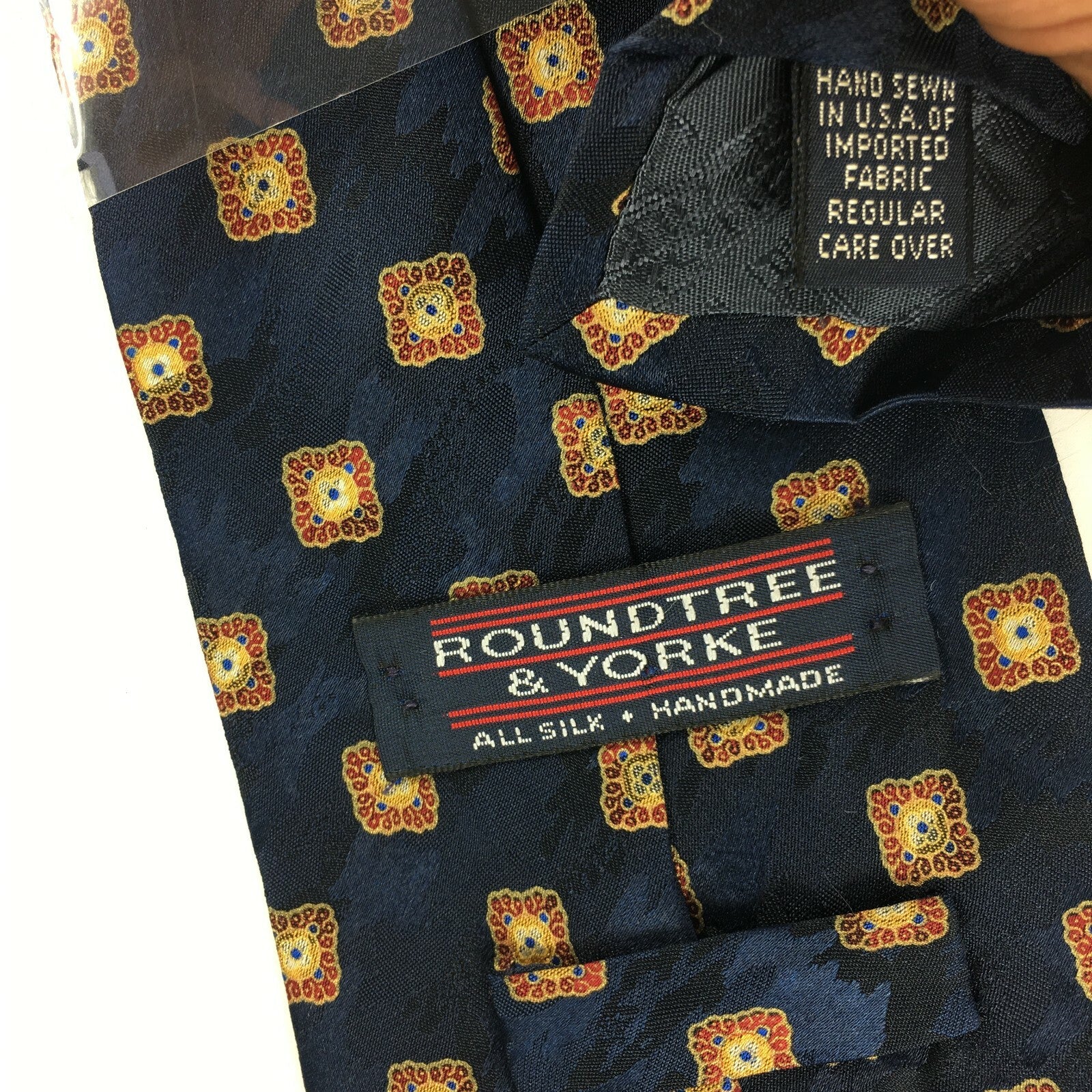 Genuine RoundtreeYorke 100%Silk Handmade Stylish Formal/Casual Tie MultiColoured