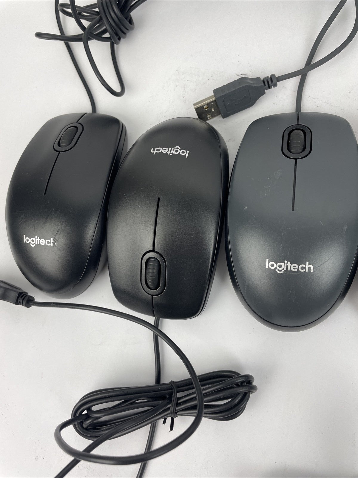 Lot of 11 Logitech Optical Corded Mouse USB 3 Button Computers B100 M100 Assorte