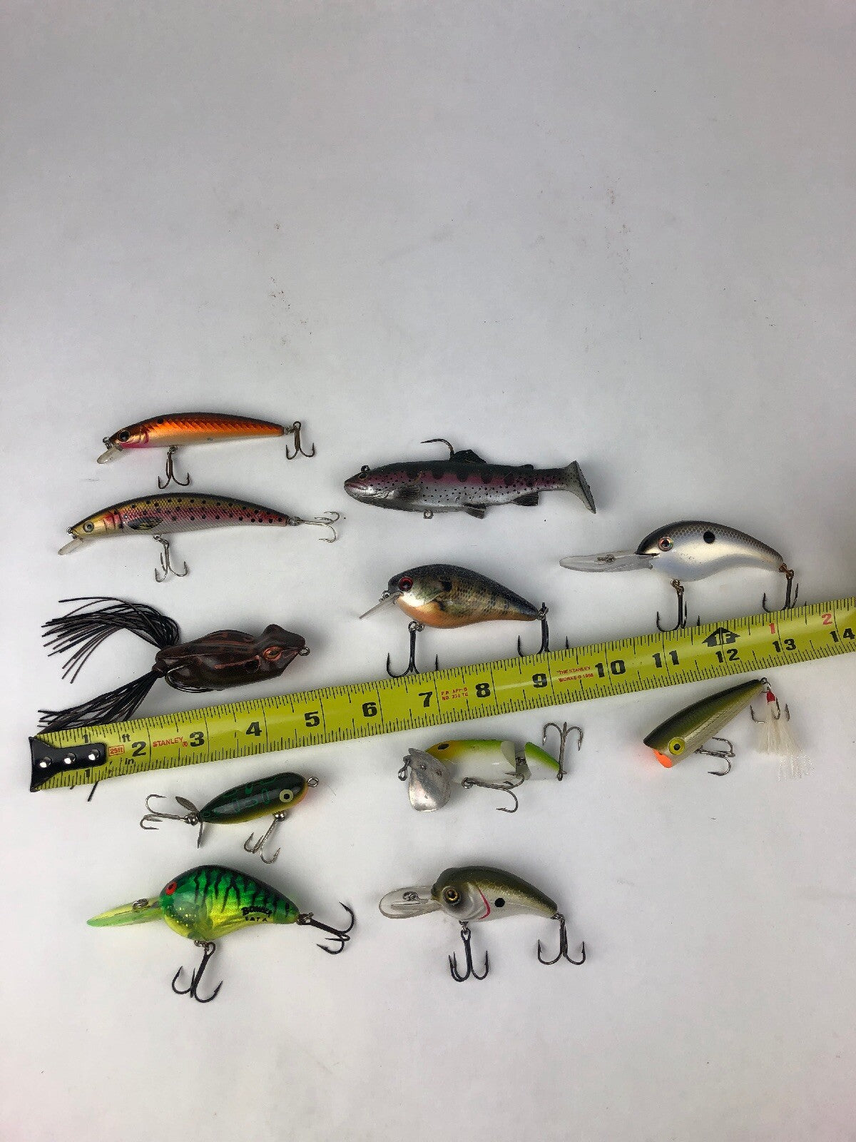 Heddon Tiny Torpedo Bullfrog 1 7/8-inch topwater lure with 10-piece fishing tackle bundle