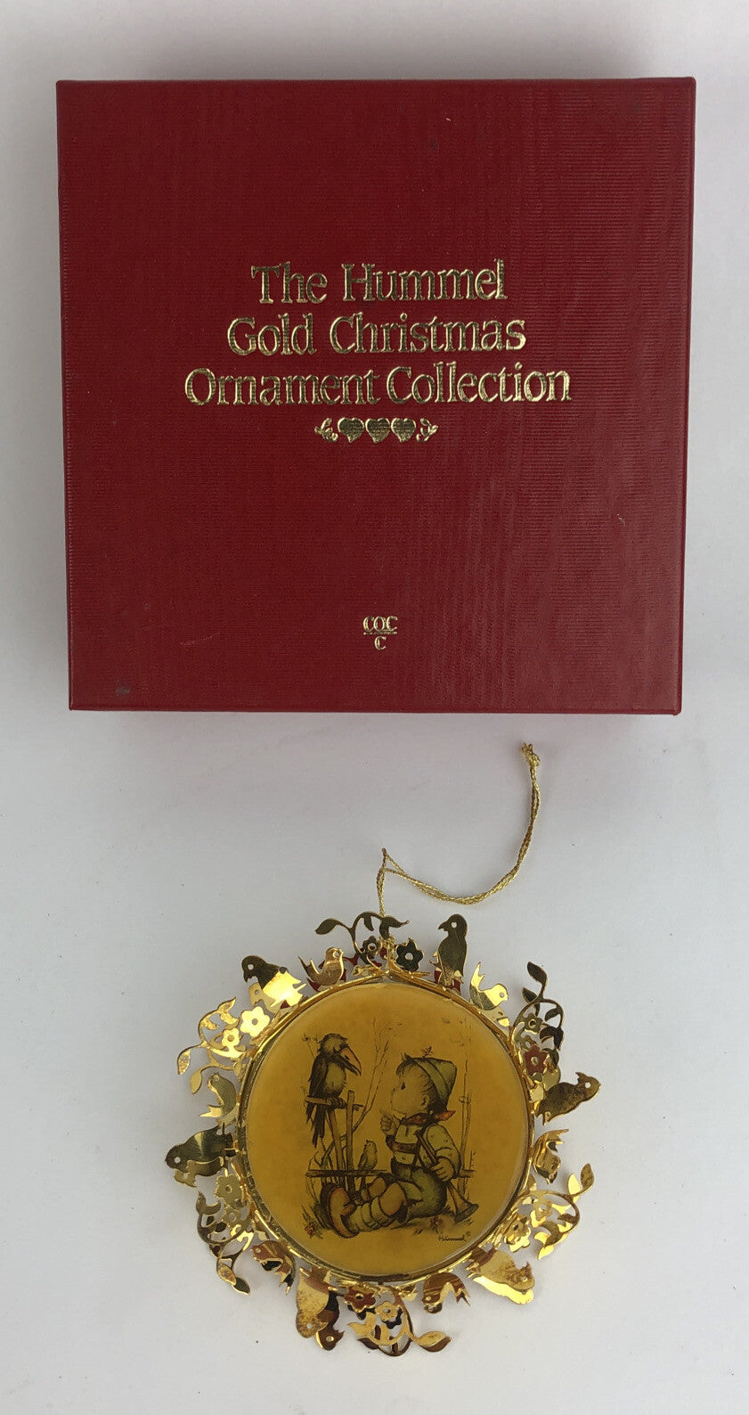 HUMMEL GOLD CHRISTMAS ORNAMENT COLLECTION " The Opinion " DANBURY w Original Box