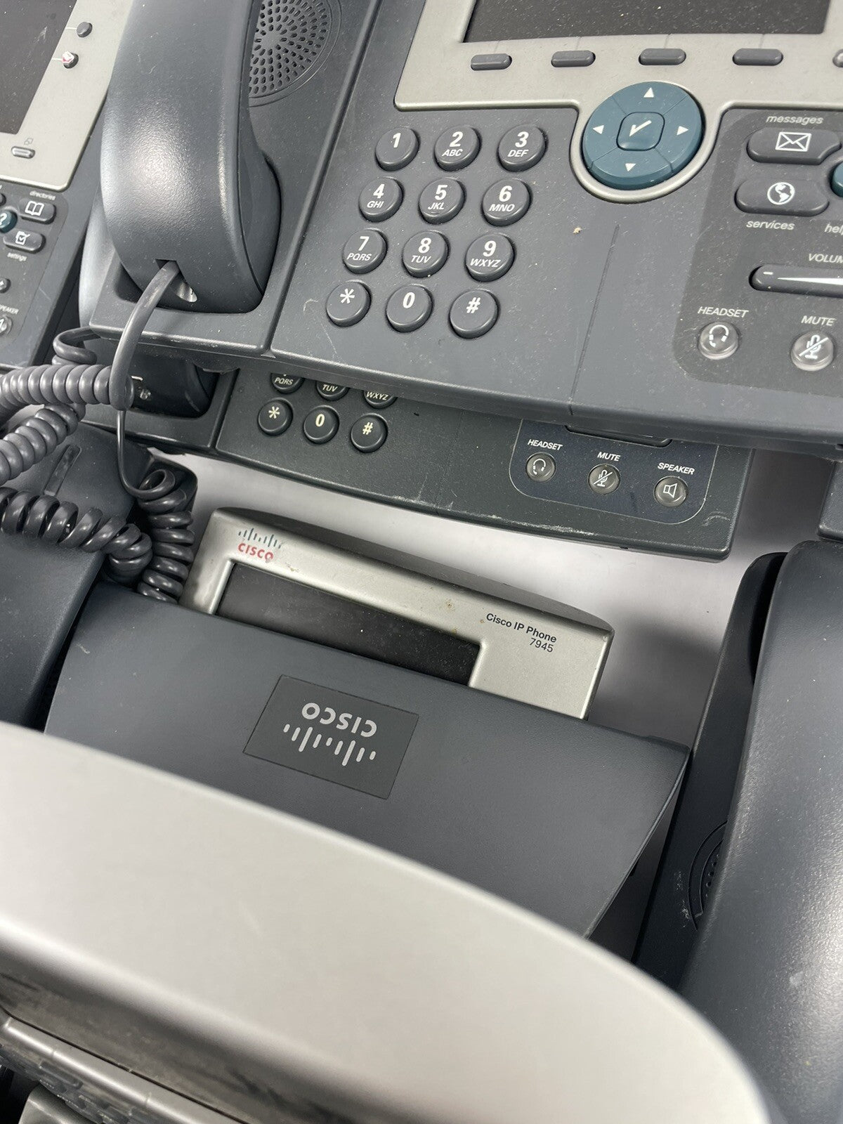 Lot of 15 Cisco CP-7945G 7945 Unified IP Phone Color LCD 5-Inch TFT Display VoIP