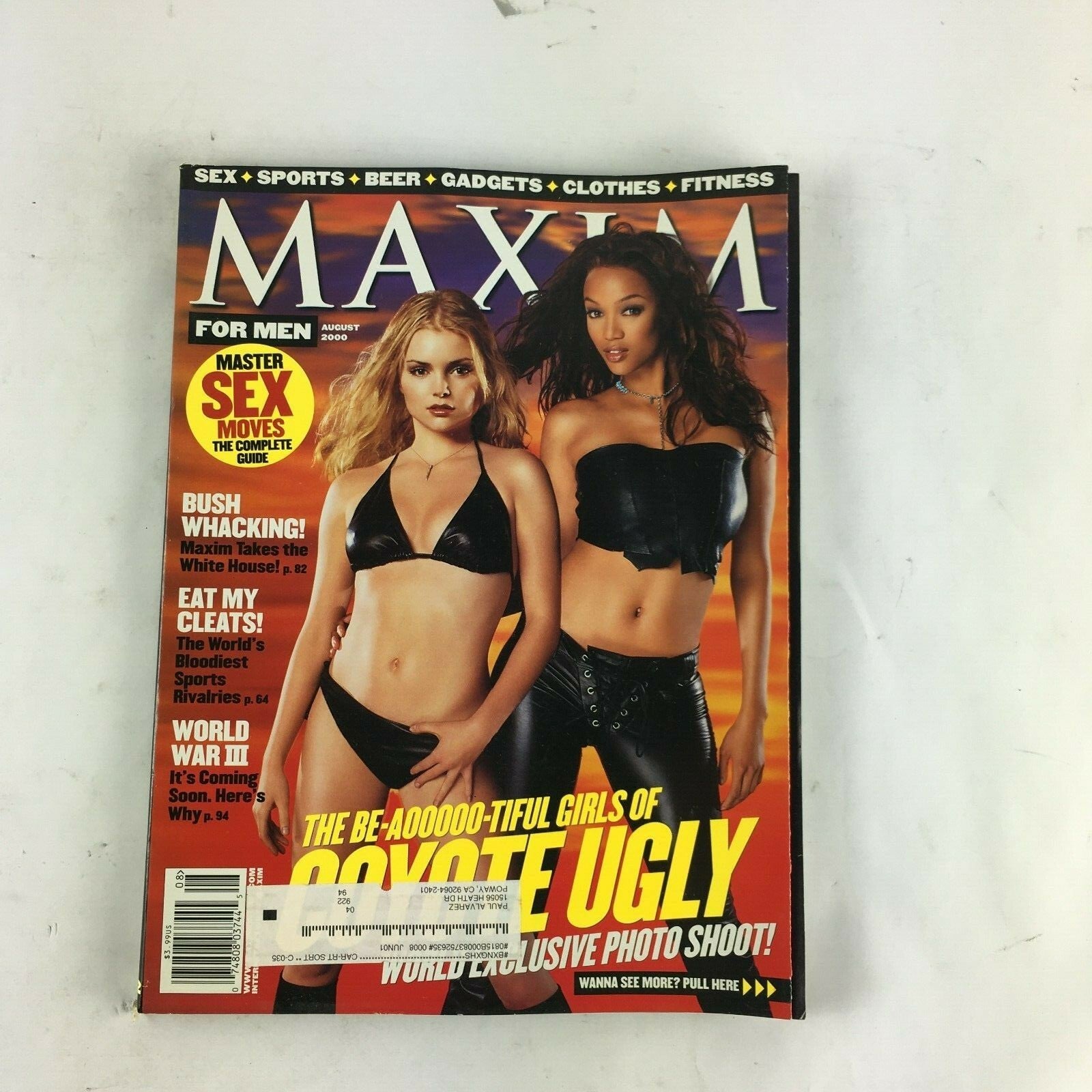 August 2000 Maxim Magazine Coyote Ugly Bush Whacking! Eat My Cleats! World War 