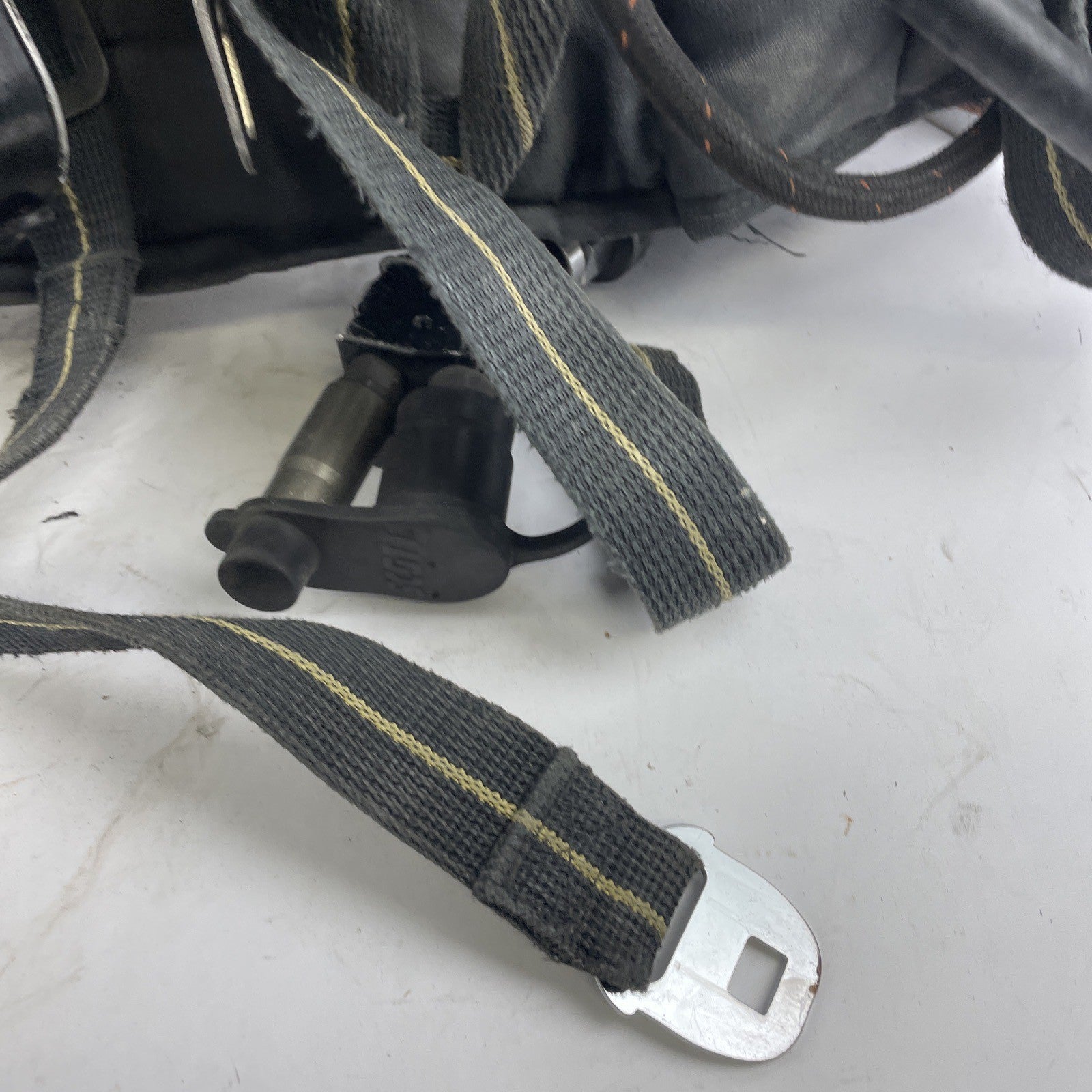 SCOTT SAFETY 4.5 4500 SCBA Air Pack Harness EZ-Flow Air Pak Plus with Sensor p