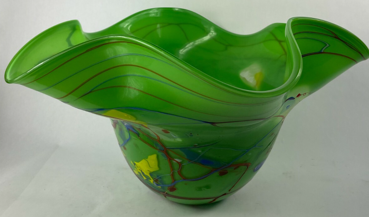 Beautifully Designed Glass Decorative Crafted Bowl Length 23" 12" Tall Green Red