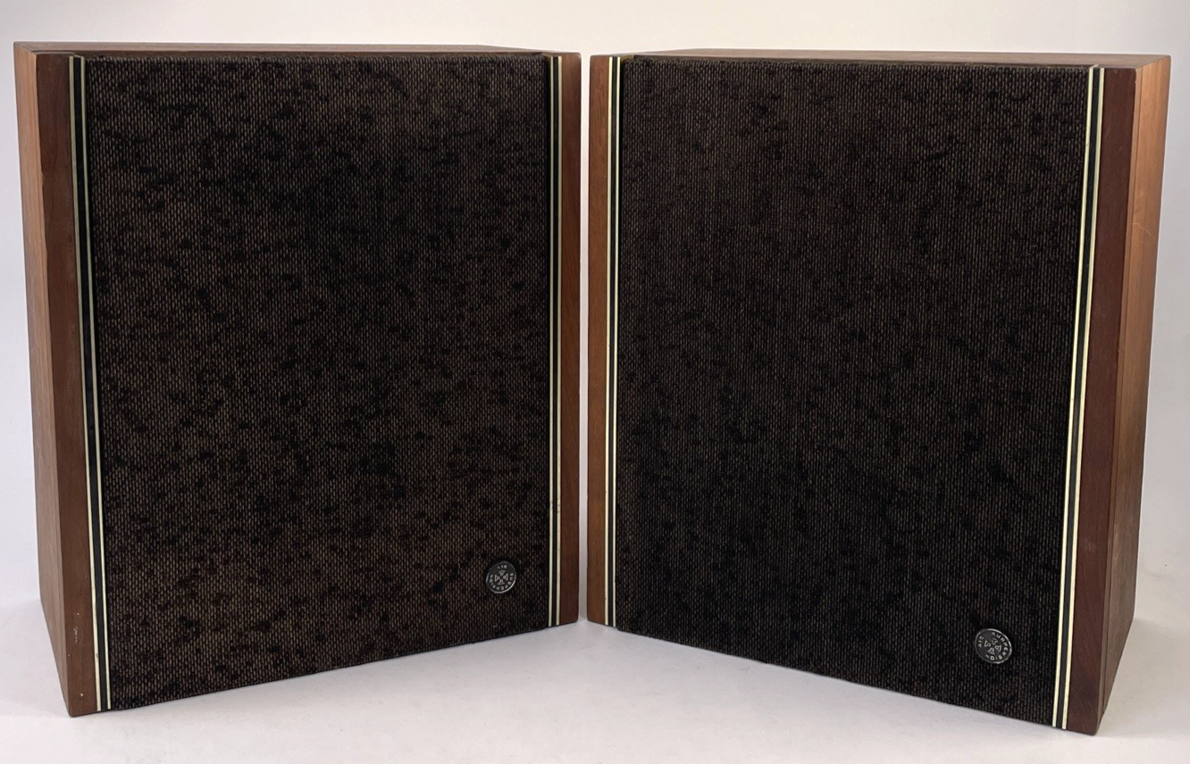 Vintage Juliette Air Suspension Audio System Wood Bookshelf Speakers 13x11x6.5