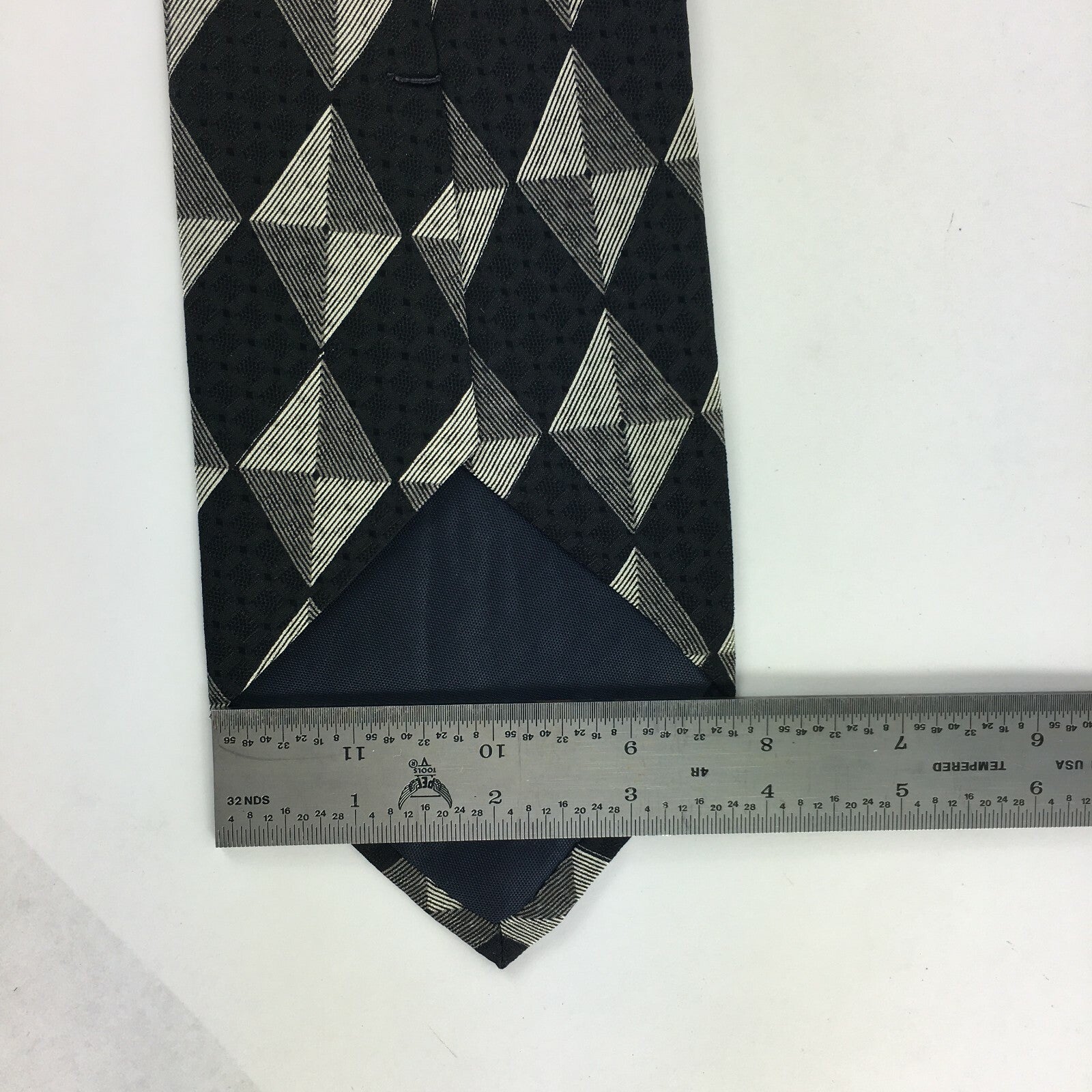 Genuine 1155Collection 100% Silk Handmade Stylish Formal/Casual Tie Soild Colour