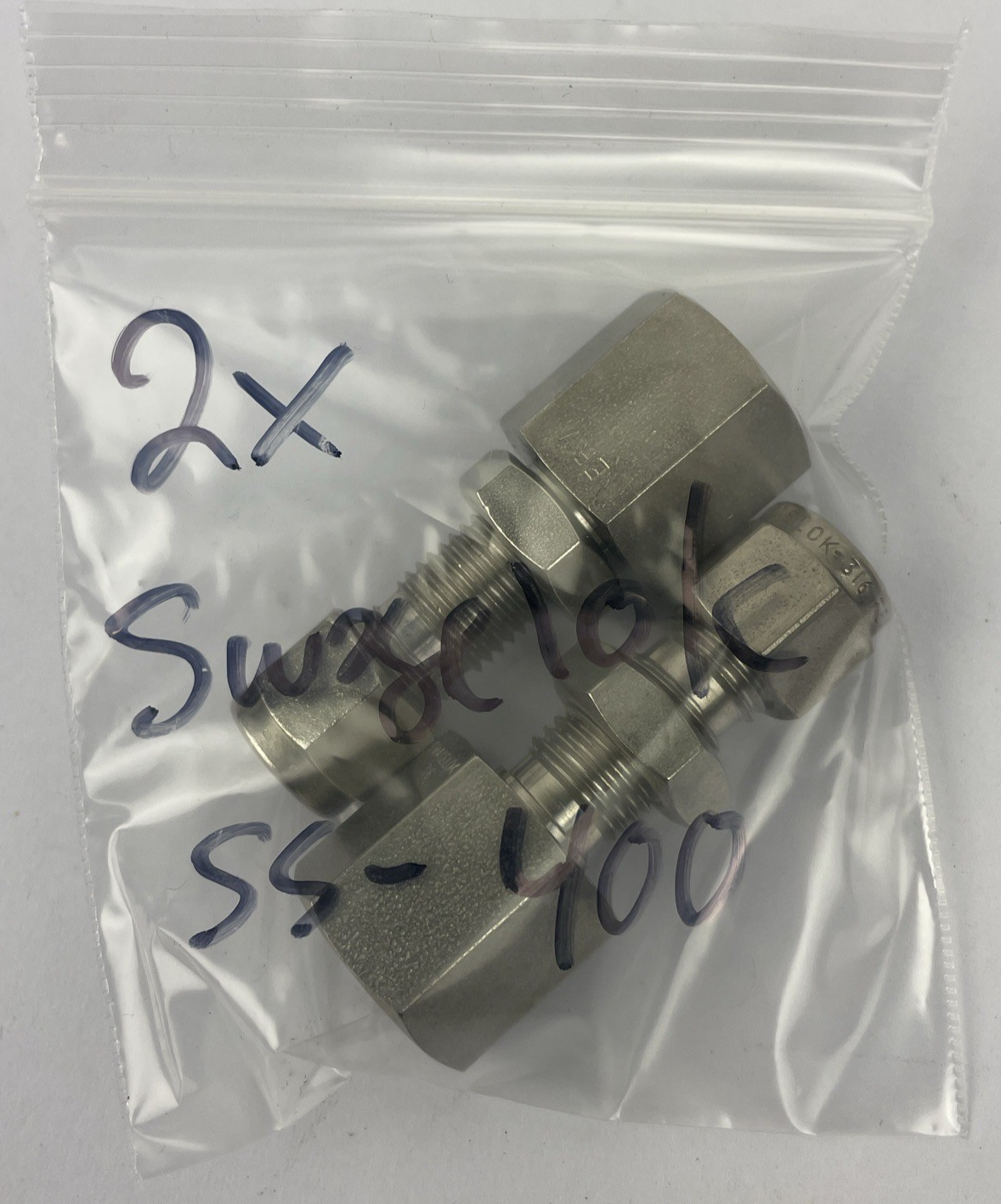 2 x Swagelok SS-400-71-2 SST Fitting, Female Bulkhead- LOOK