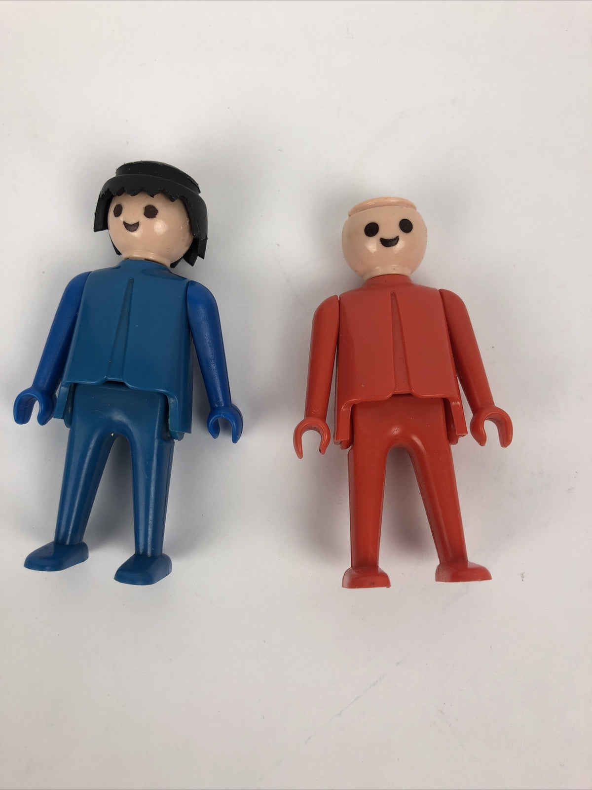 2 x 1974 Playmobil Geobra Blue And Red Figures - Fast Free Shipping