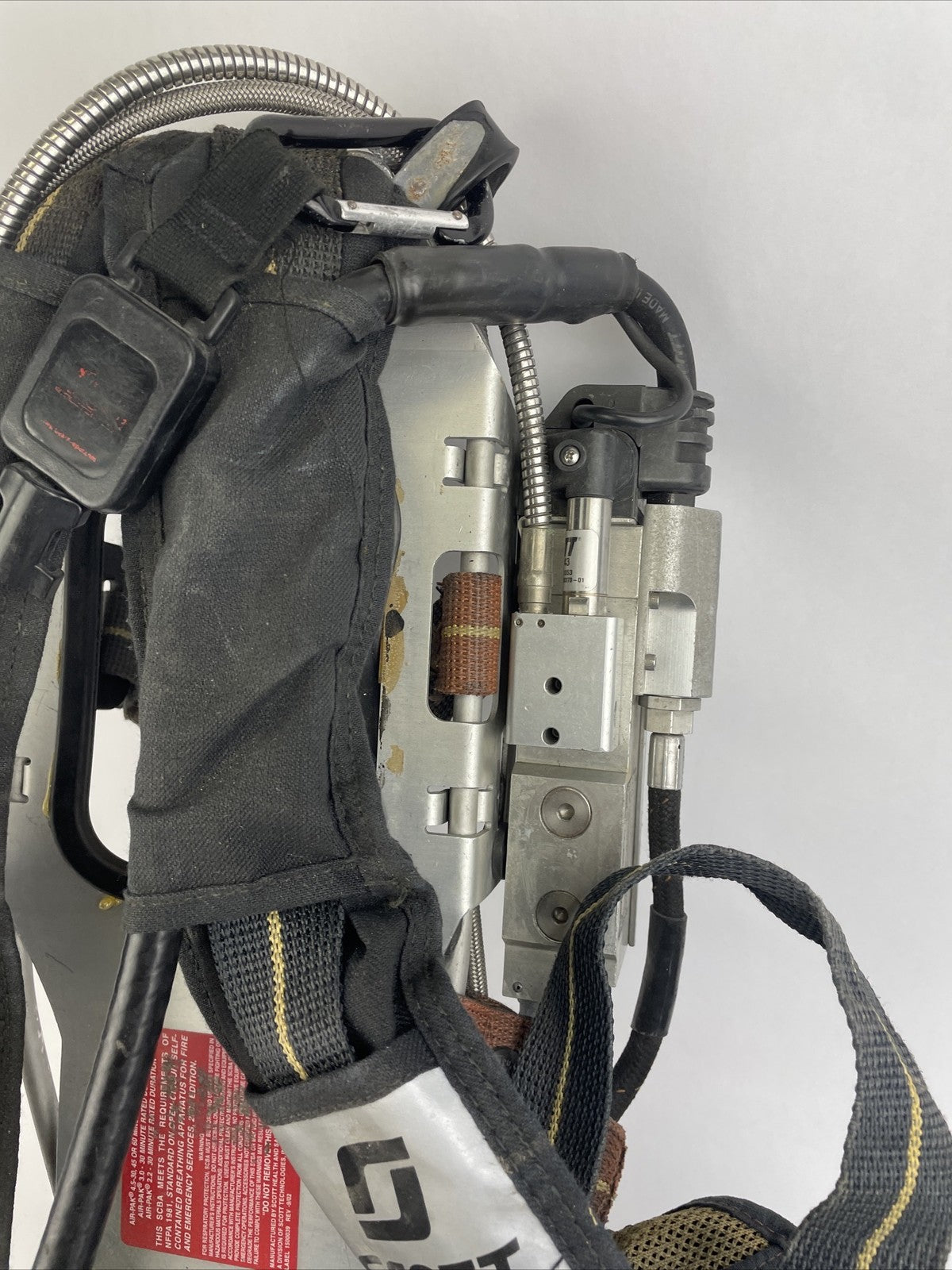 SCOTT SAFETY 4.5 4500 SCBA Air Pack Harness EZ-Flow Air Pak Plus with Sensor  i