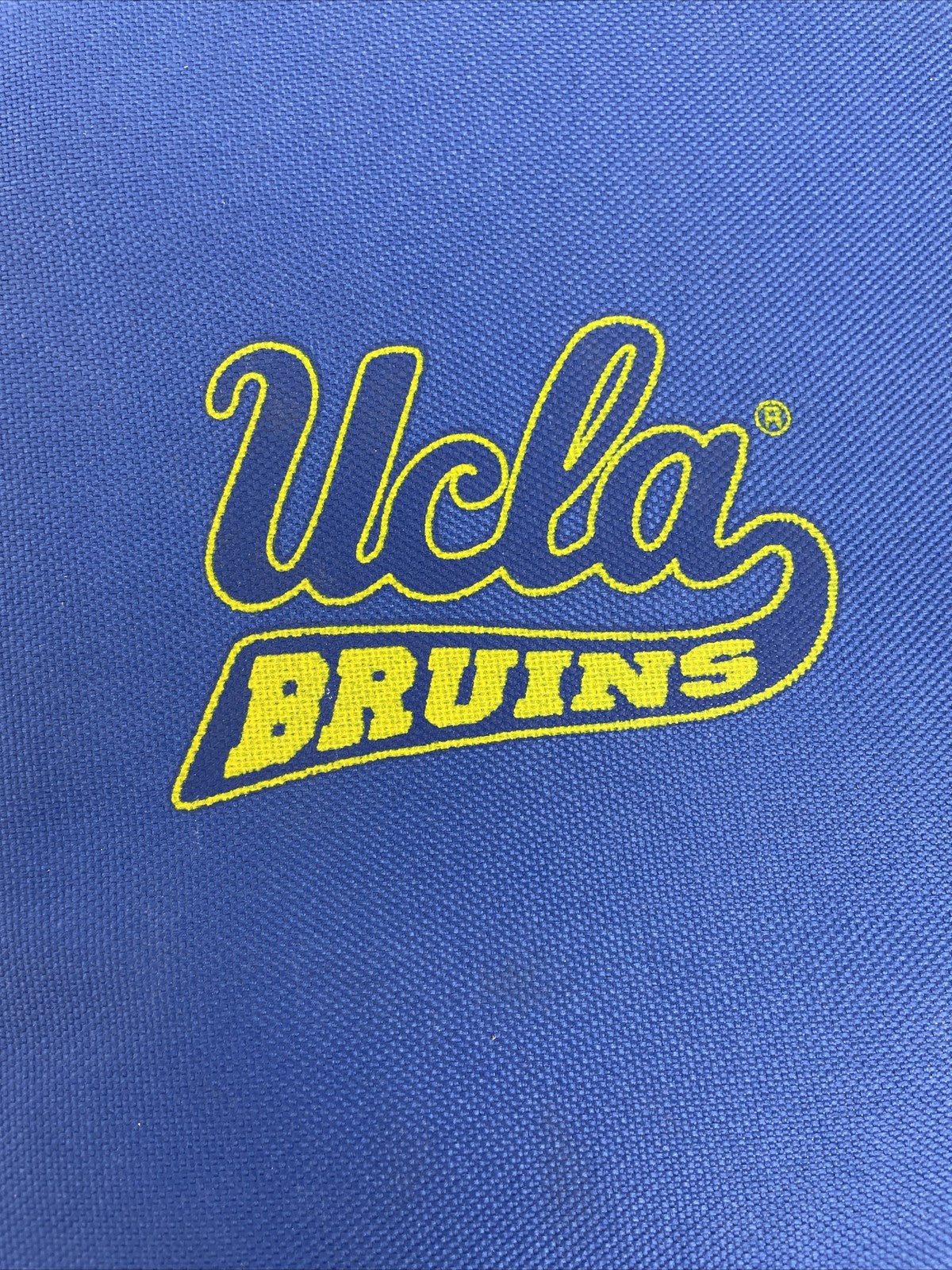 UCLA BRUIBS Camping PICNIC FOLDER SPOONS / KNIVES / CHEESE BOARD / NAPKIN NEW