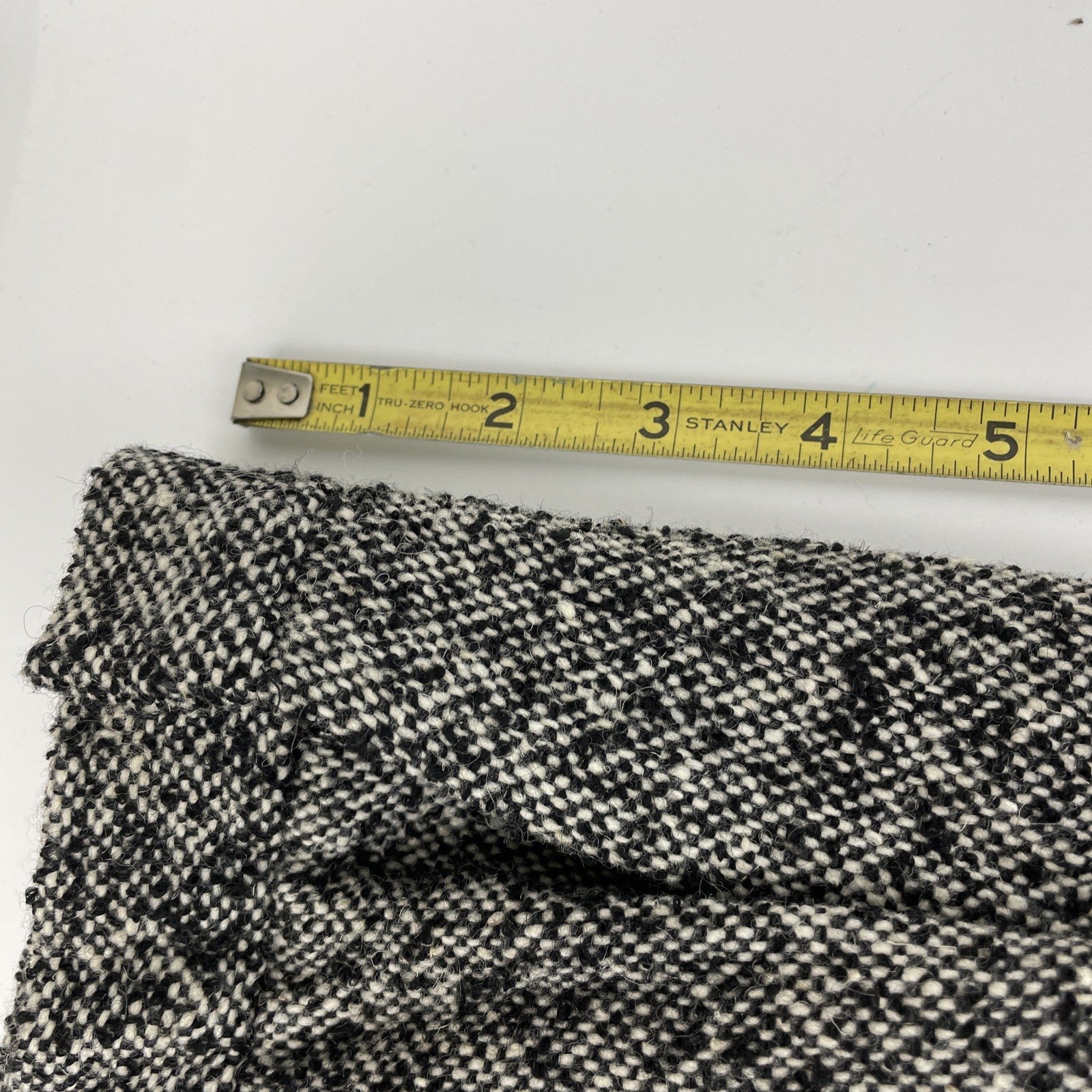 CHAIKEN Women's Career Professional Pants Trousers SZ 2 Wool Black White