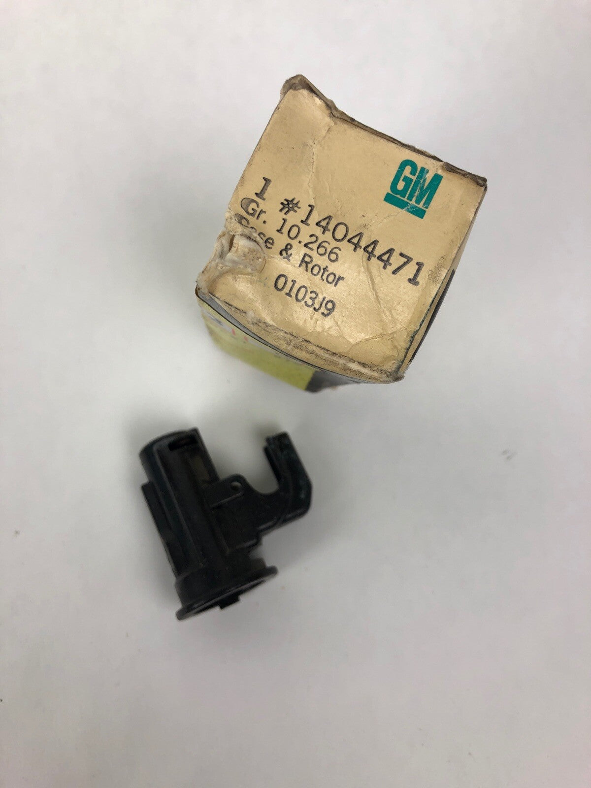 GM 1976-91 Chevrolet GMC Oldsmobile Cadillac lock cylinder rotor # 14044471 NOS