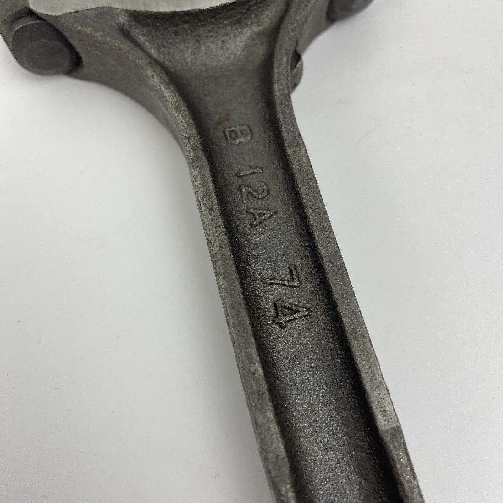 OEM connecting rod 23510-35701 Hyundai Kia engine part