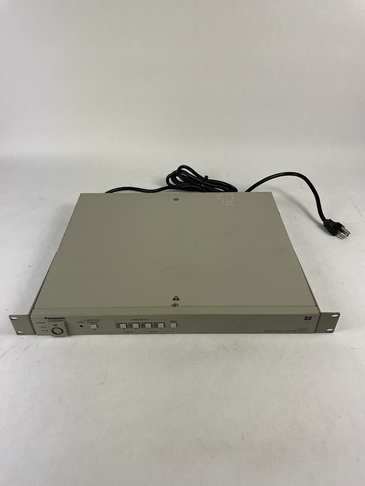 Panasonic WJ-MS424 Quad System 4CH Input Color Digital Video Multiplexer Rack 