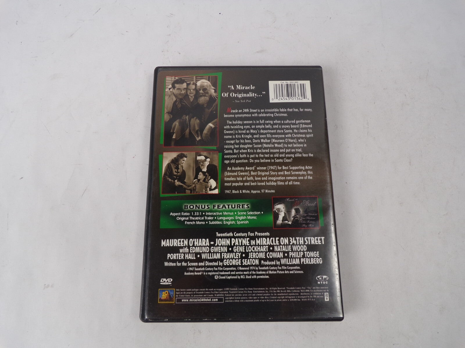 Miracle On 34th Street "A Miracle Of Originality" Mirode On 34th StreeDVD Movies