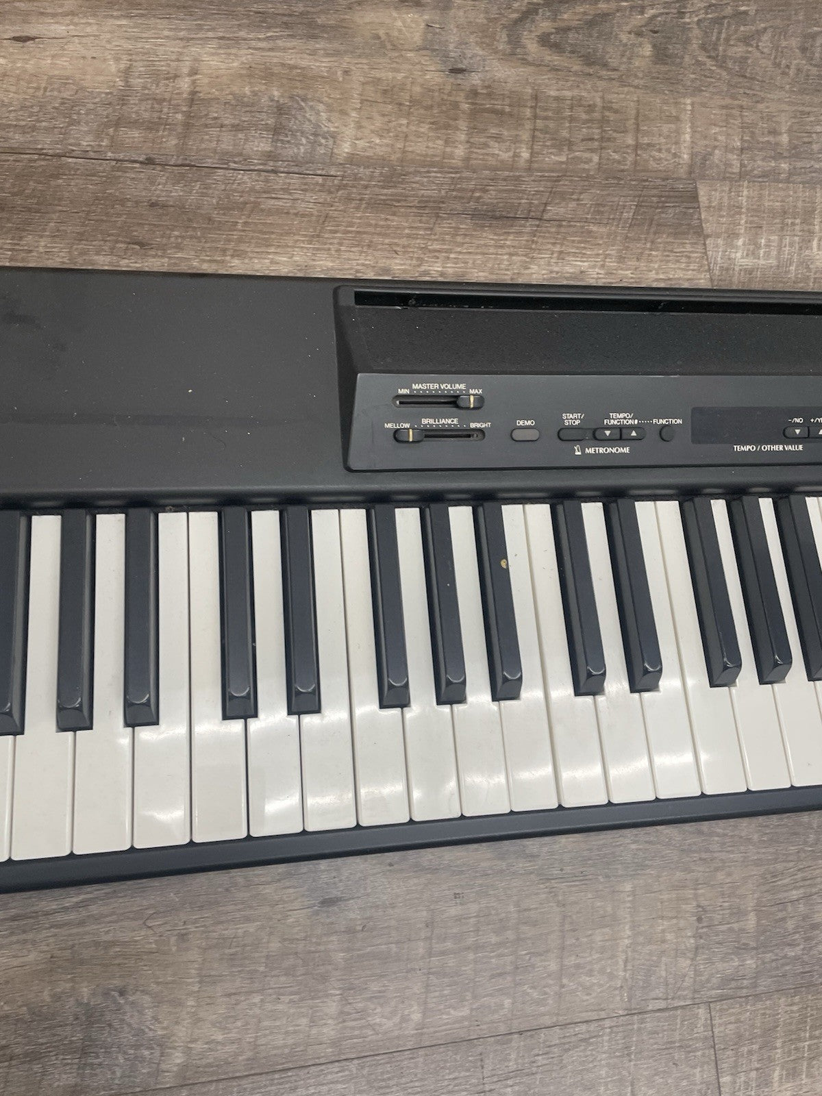 YAMAHA P-80 Electronic Piano Keyboard 88 key Black UNTESTED