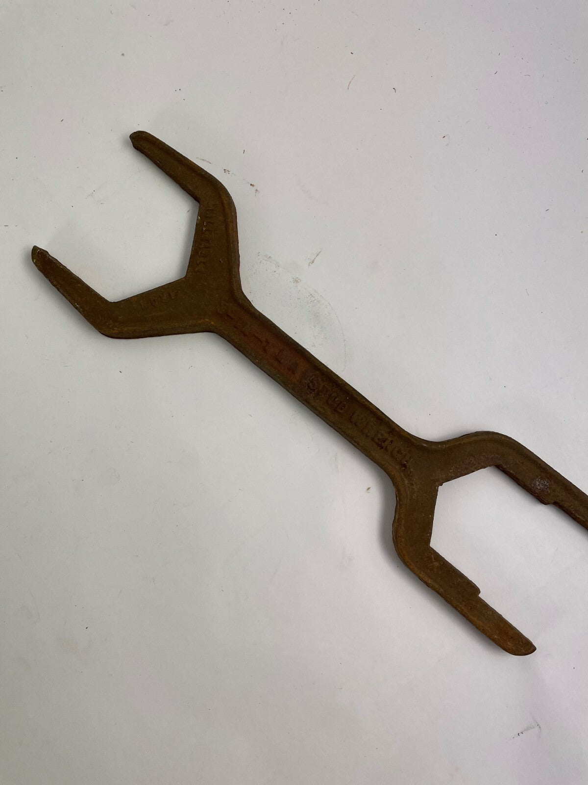 West Coast Fittings 3 IN 1 LA Spud Wrench Iron 