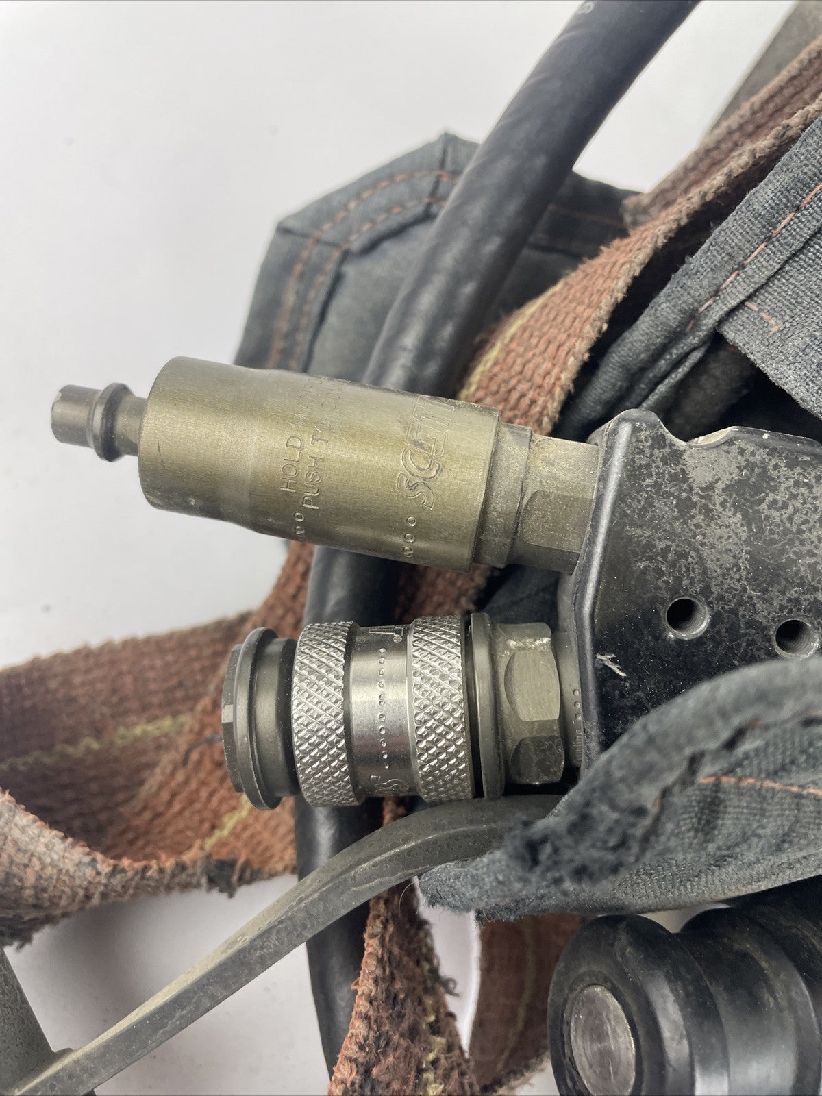 SCOTT SAFETY 4.5 4500 SCBA Air Pack Harness EZ-Flow Air Pak Plus with Sensor  g