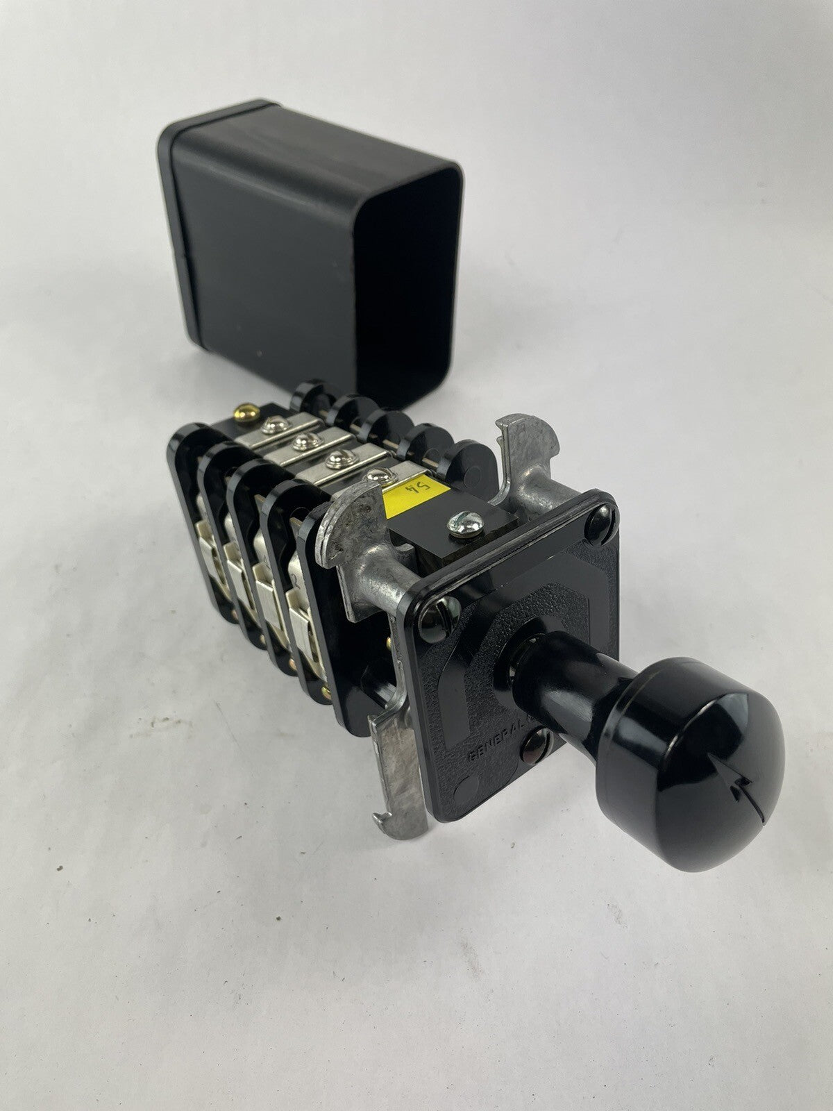 GENERAL ELECTRIC 16SB1DA226SSM2V ROTARY BREAKER CONTROL SWITCH 16SB1 4 STAGES