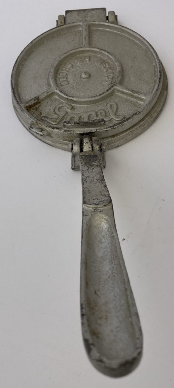 GONEL Hecho En Mexico Cast Iron Tortilla Press 6.5” Authentic Mexican - LOOK