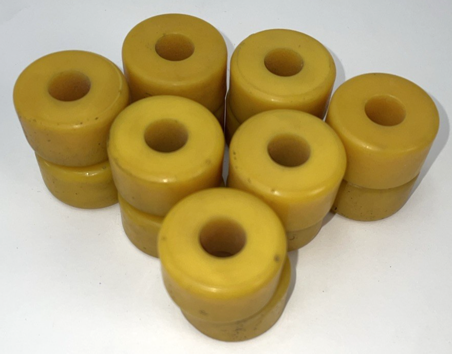 Sector 9 Skateboard Lower Truck Bushings 95a Tracker Yellow Lot of 14 Vintage