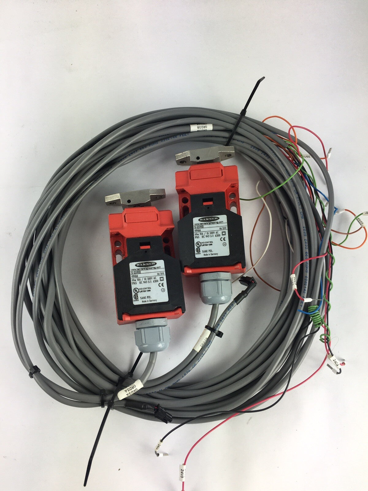 (Lot of 2) Banner SI-QS90D Interlock Body Machine Safety Switches 10A 24VAC