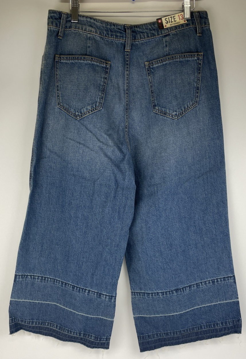 PELLO Los Angeles Wide Leg Jeans 13 Grey Distressed Raw Hem High Rise Y2K Grunge