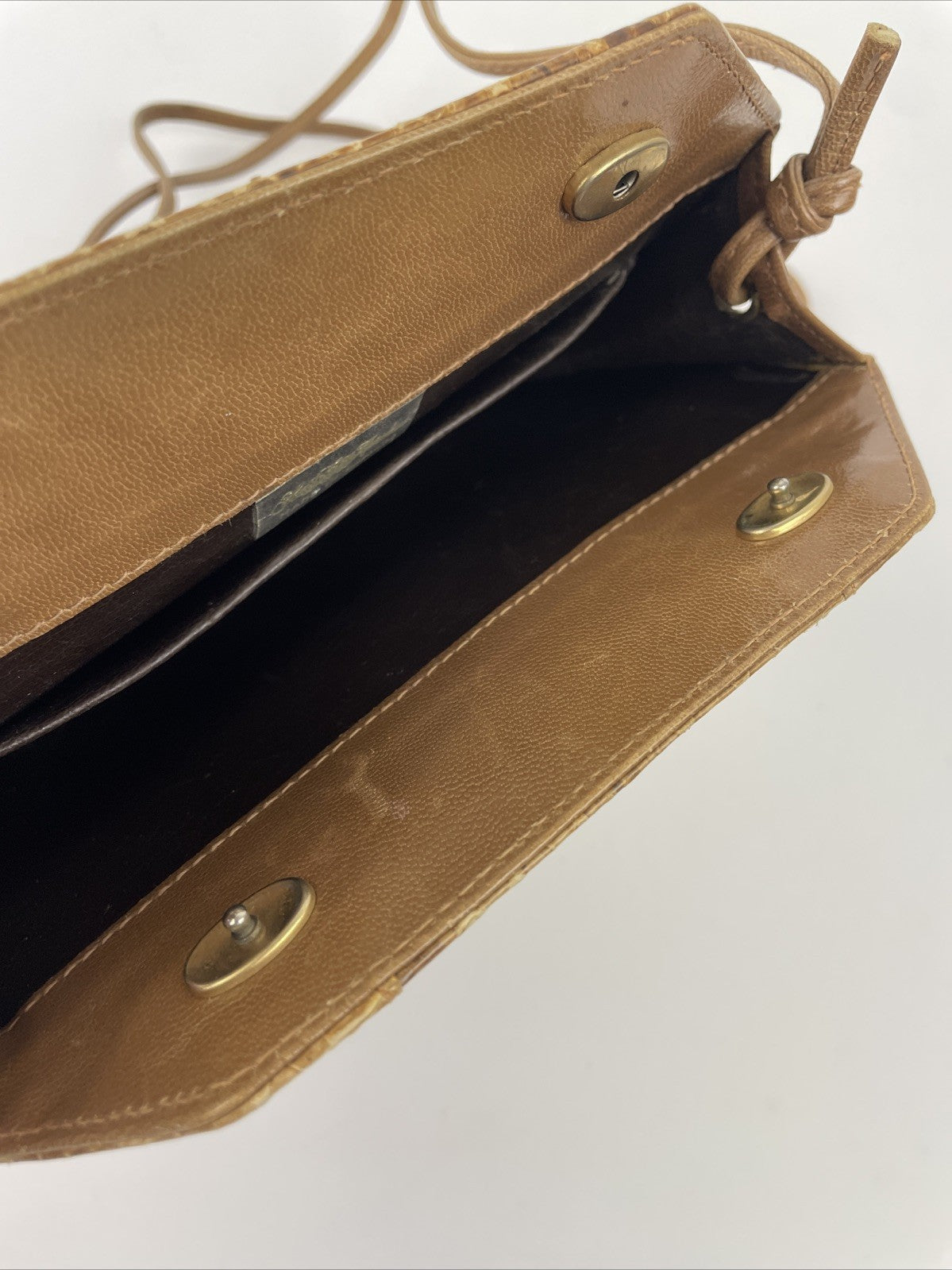 Vintage Saks Fifth Avenue Vegan Snakeskin Embossed Shoulder Bag Beige CANADA