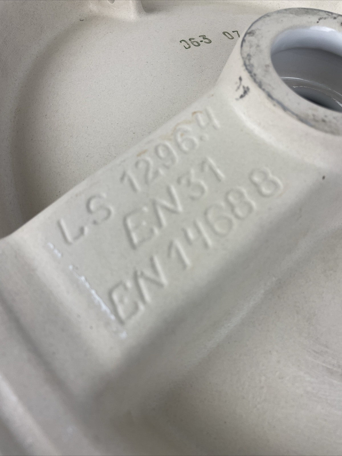 OEM LAUFEN Top Mount Bathroom Designer Sink Glossy White OD 20.25" 514mm