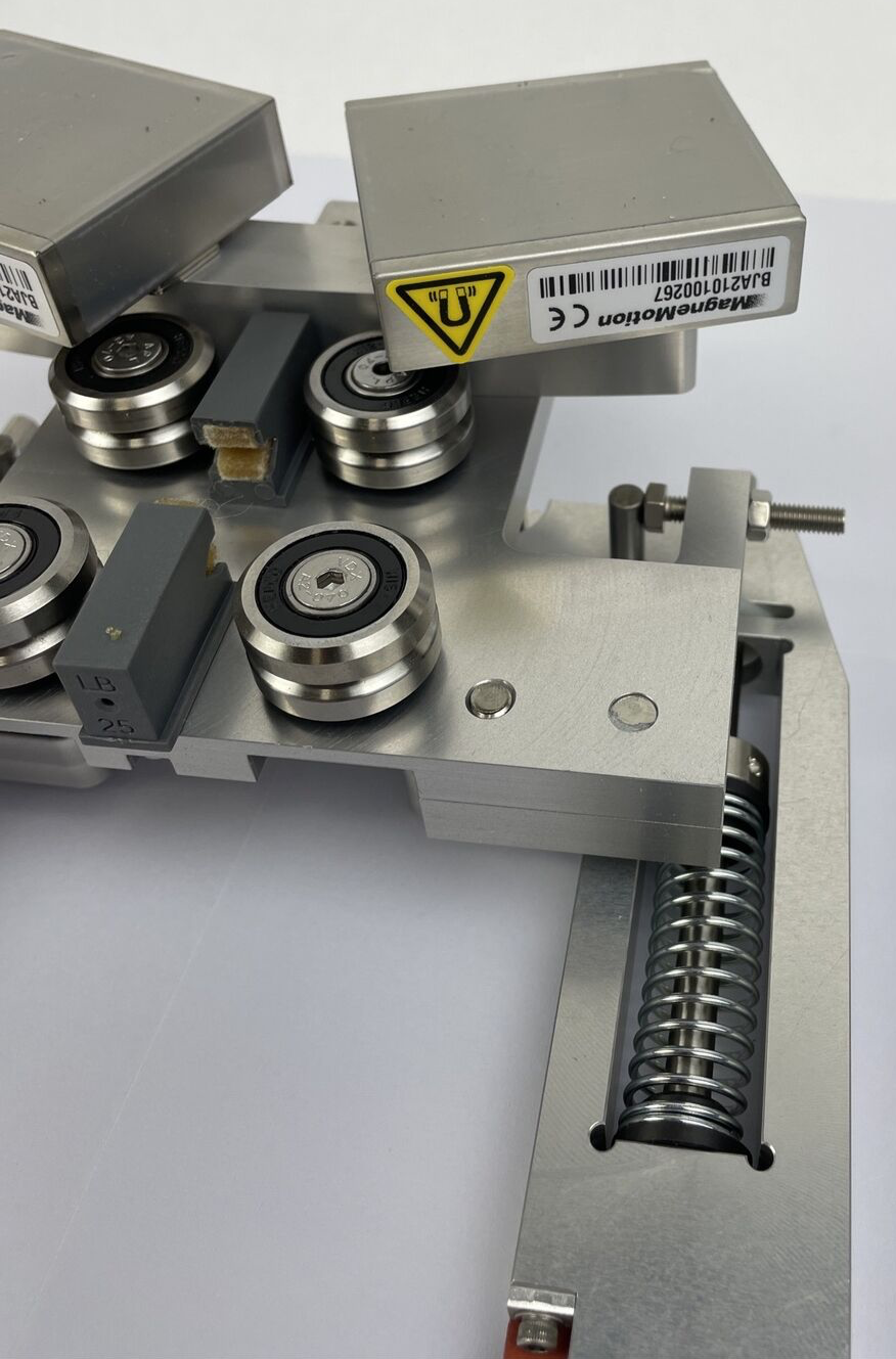 Magne Motion MagneMotion Lite 700-1528-00 CARRIAGE  PRECISION RAIL  FIXED TANDEM