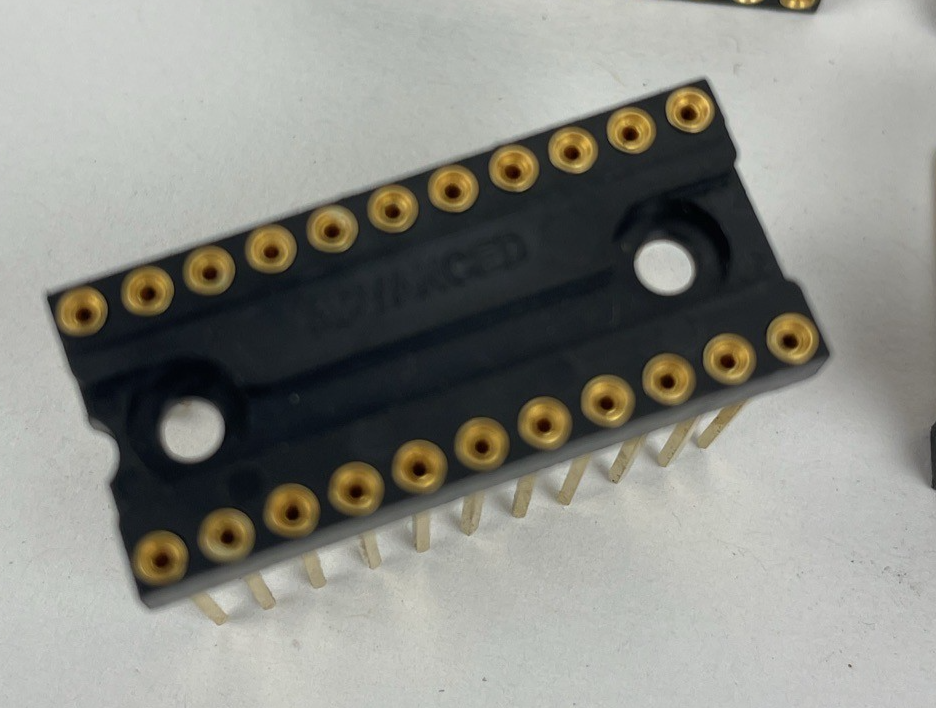 Lot of 4 x IC SOCKET 22 PIN DIP SOCKET, WIRE WRAP, Screw Machine, Gold Plated