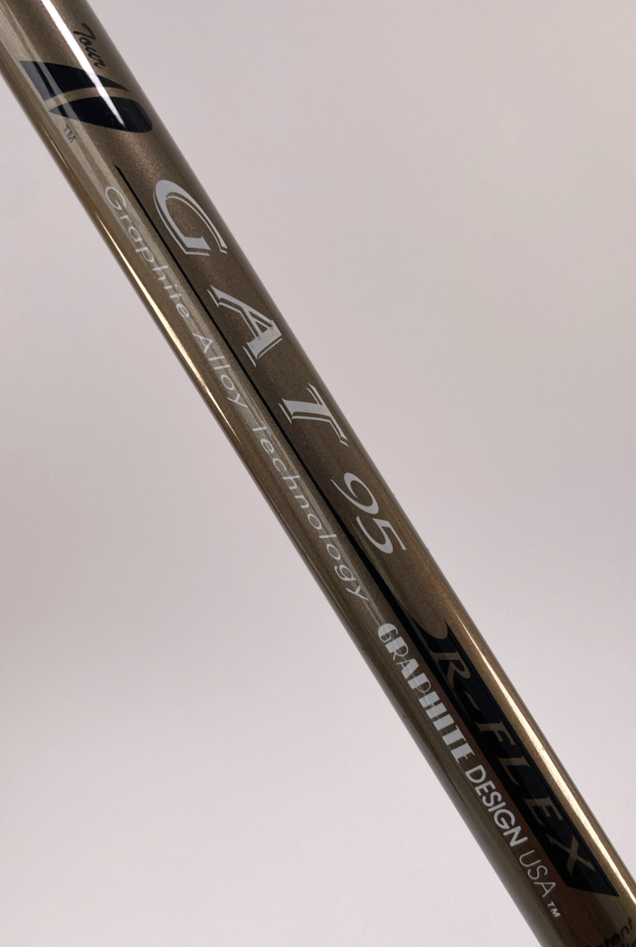 Titleist DCI 762 Single 8 Iron True Temper Dynamic Gold R300 Steel GP Grip RH