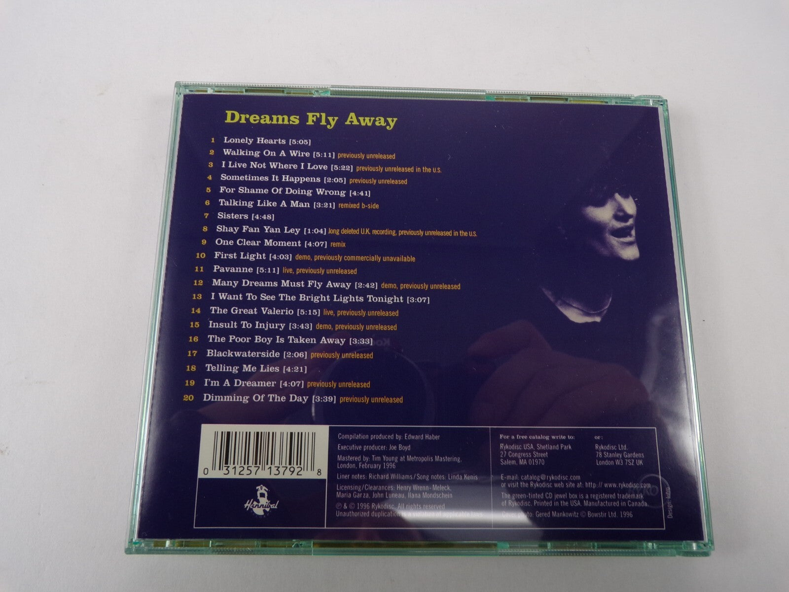 Dreams Fly Away A History Of Linda Thompso Lonely Hearts Sisters CD#53