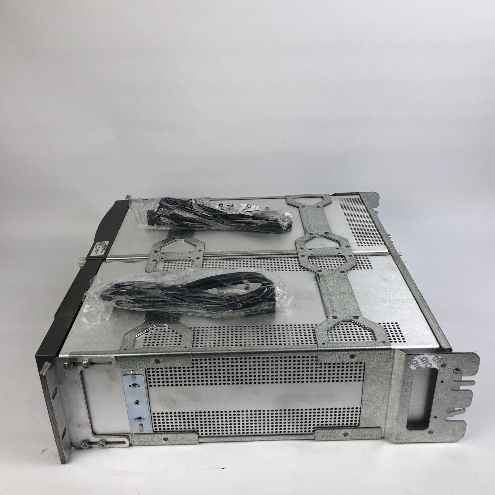 Tektronix WFM 601i + Tektronix WFM 700 Duel Half Rack Rackmount Deluxe Case LOOK