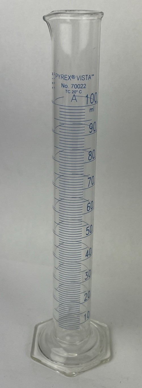 Pyrex Vista No. 70022 - 100 ml Graduation Cylinder Class A