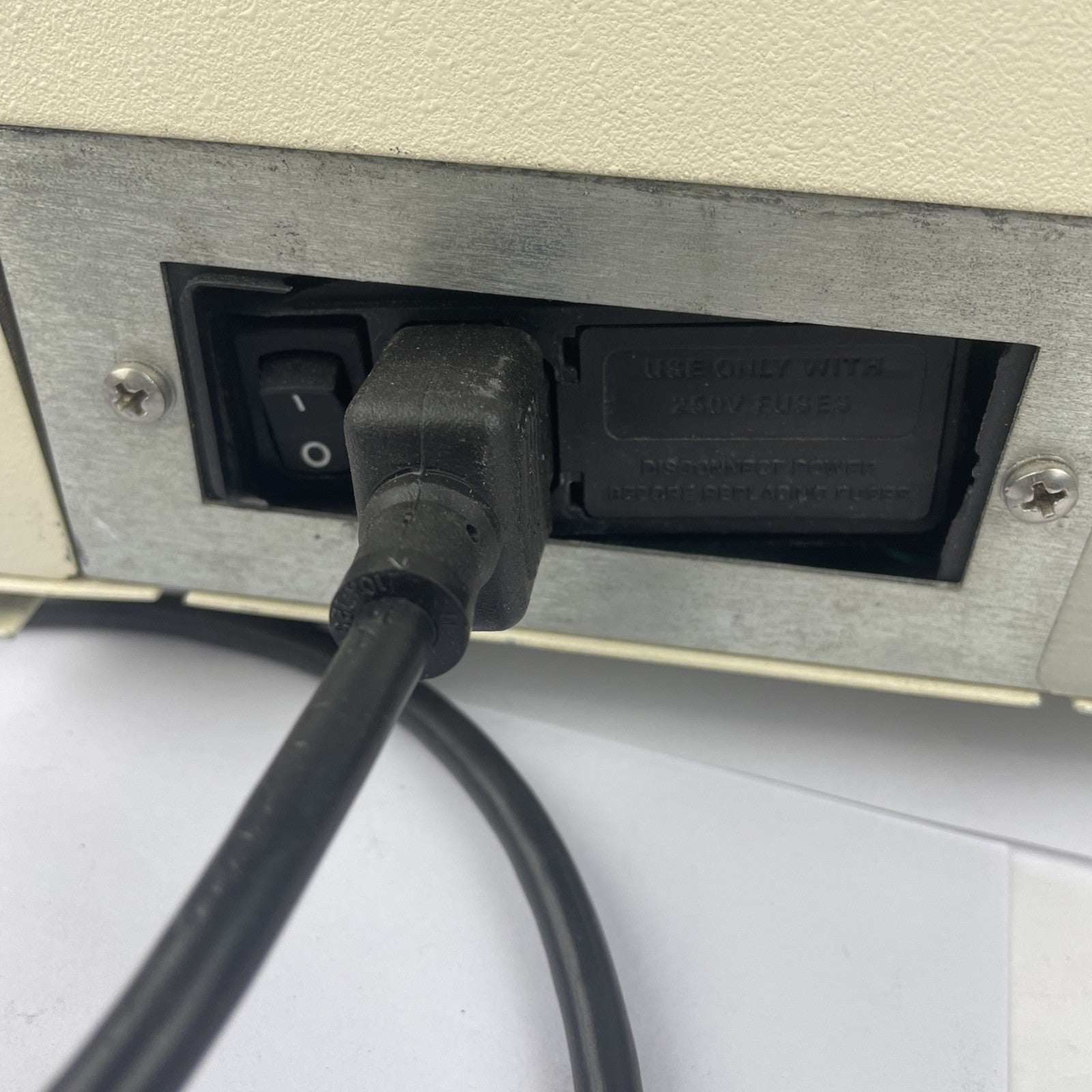 Advanced Instruments The Advanced Micro-Osmometer Model 3300 Version 4.3