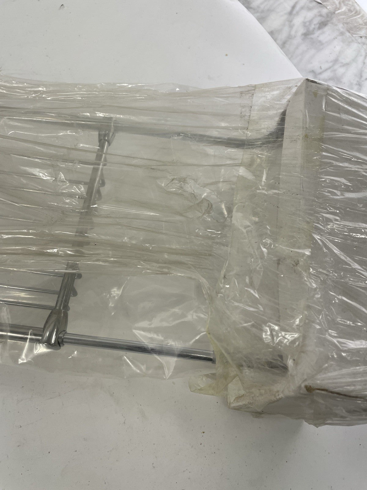 Vasla  Extendable Bath Tub Tray Rack Adjustable Chrome