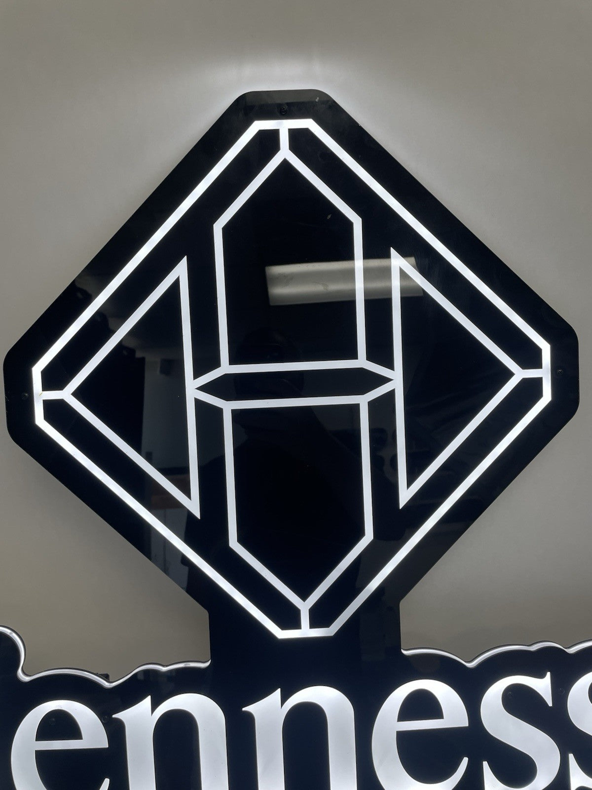 Hennessy NBA Basketball Led Bar Sign Man Cave Garage Light Wireless with Charger