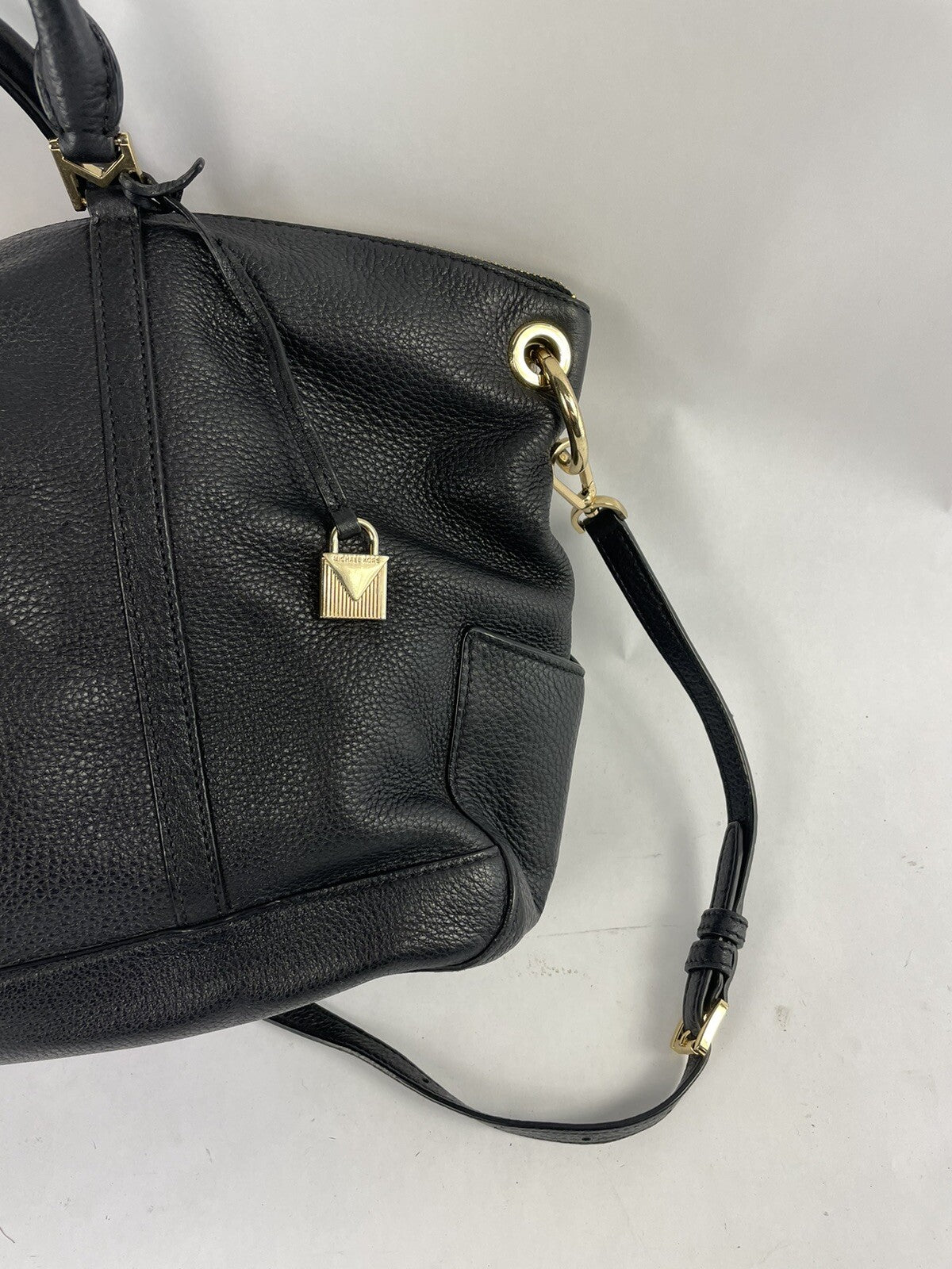 Michael Kors Beckett Large Top Zip Leather Satchel Crossbody Bag Black # 30T7GBU