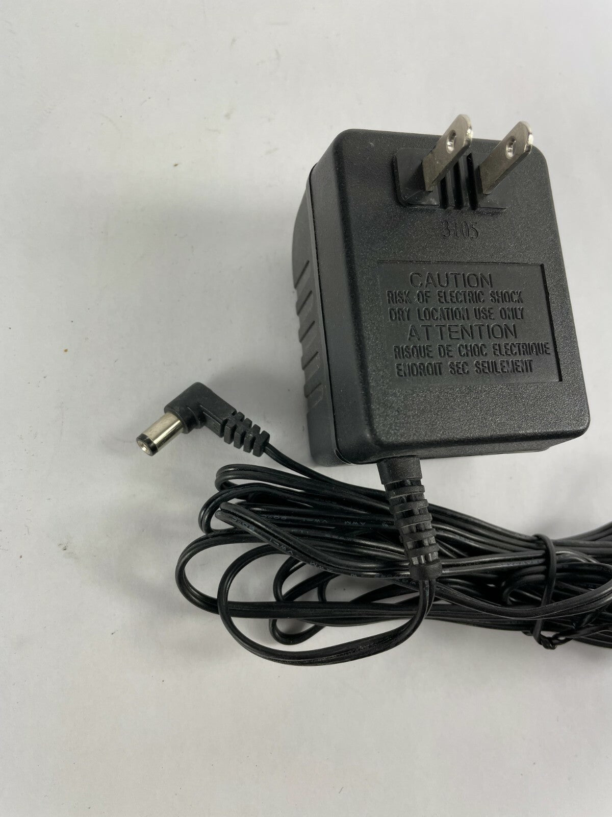 Genuine Plantronics UD-0905C Ac Adapter Output 9 V 0.5A Power Supply Adapter A90