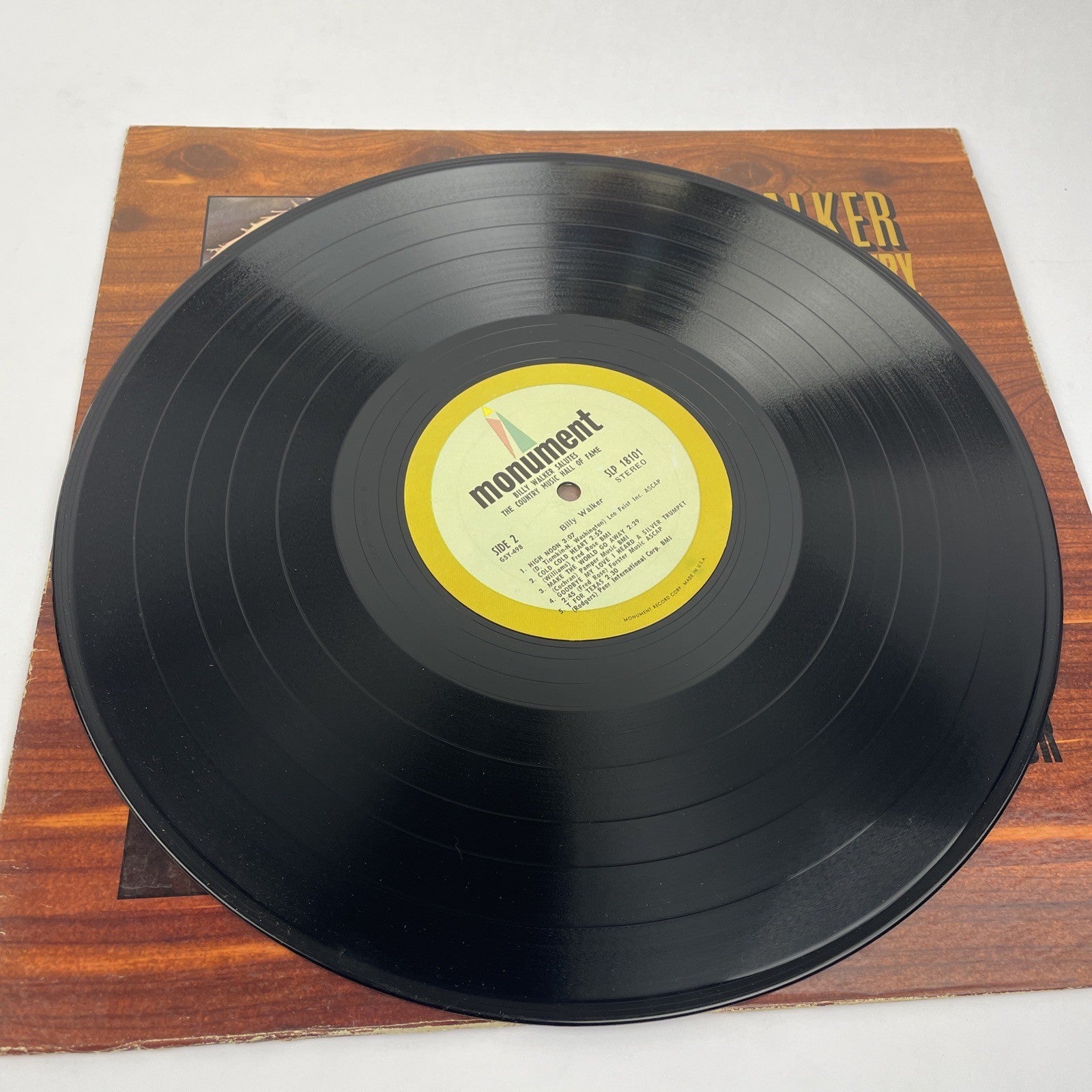 Billy Walker Salutes the Country Music Hall of Fame '68 Vinyl LP SLP18101  VGC