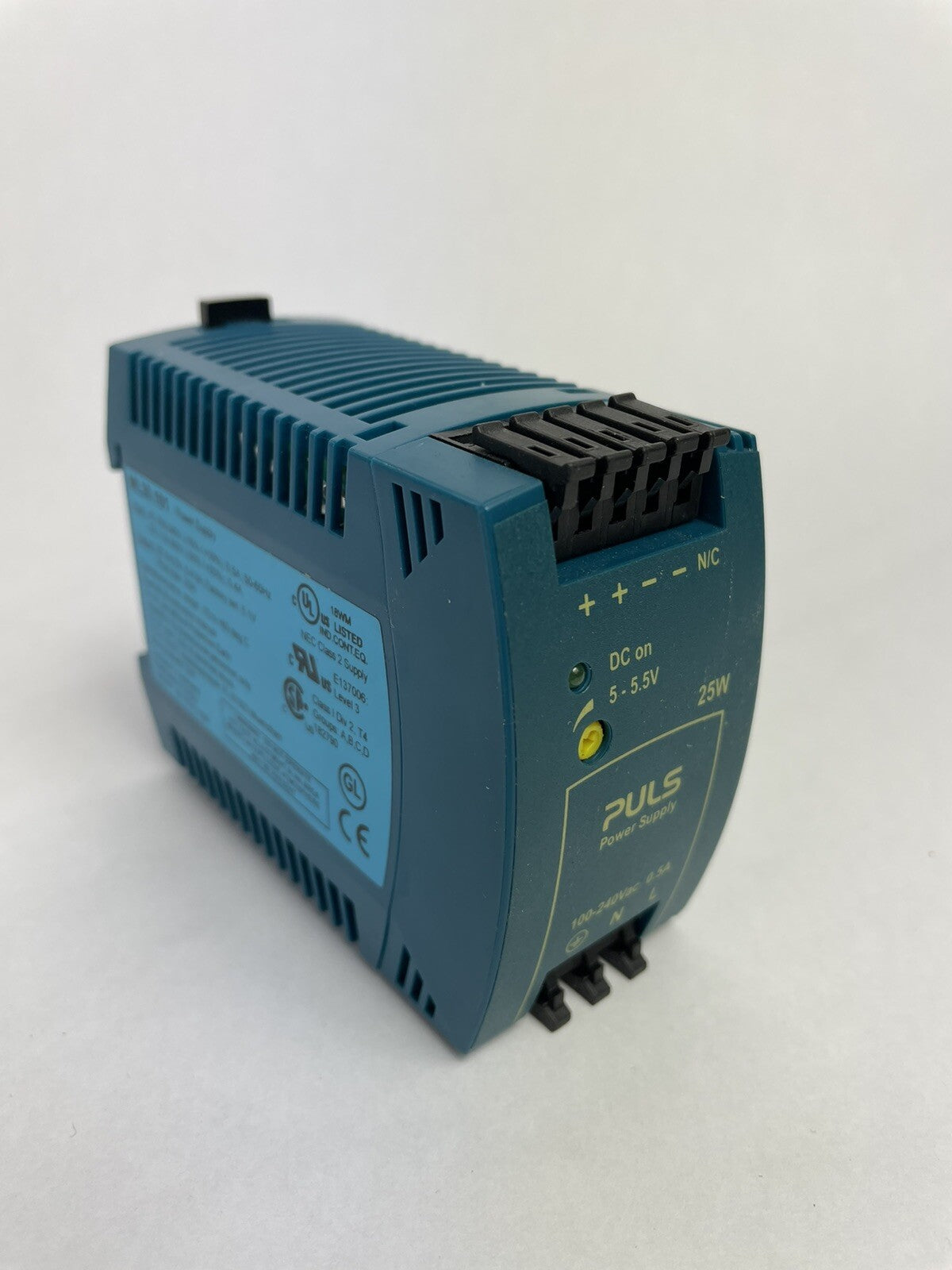 PULS ML30.101 POWER SUPPLY 25 WATT 100-240VAC INPUT 5-5.5VDC OUTPUT NNB 