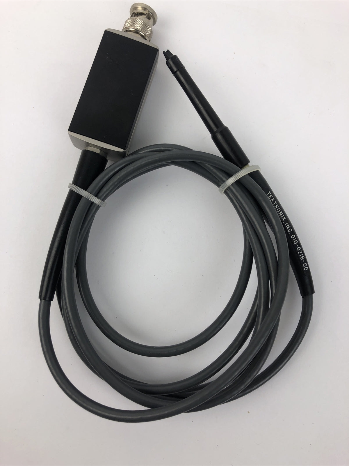 OEM Tektronix P6048 6ft 10X 1 Pf Probe New No. 010-0216-00 AC DC Coupled