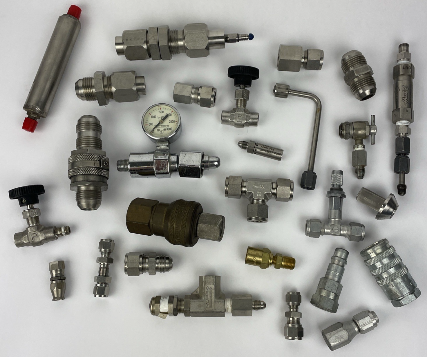 Huge LOT PARKER Swagelok The Matheson and more Push to Connect Fittings new/used