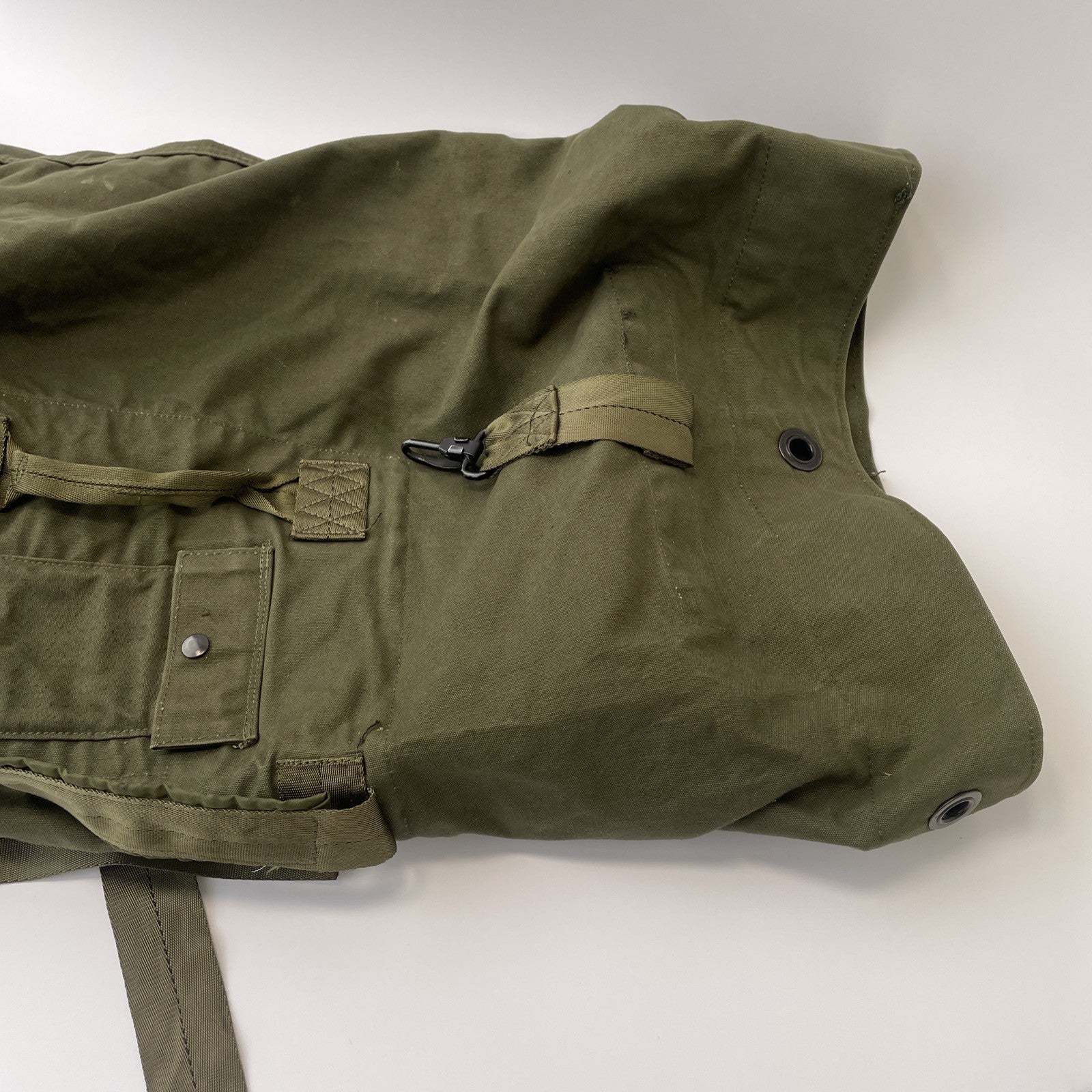 US Army Duffel Bag O.D.7 Type II DSA100-73-C-0490 2 Straps Backpack Rebmar inc