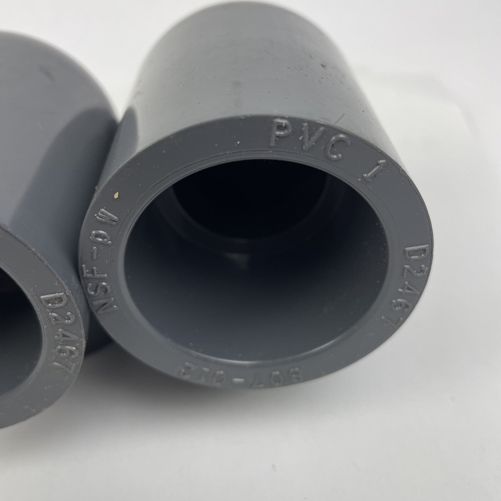 LOT OF 2 x OEM LASCO 807-012 1-1/4 INCH ELBOW SCH 80 SOCKET D2467 PVC 1 - NEW