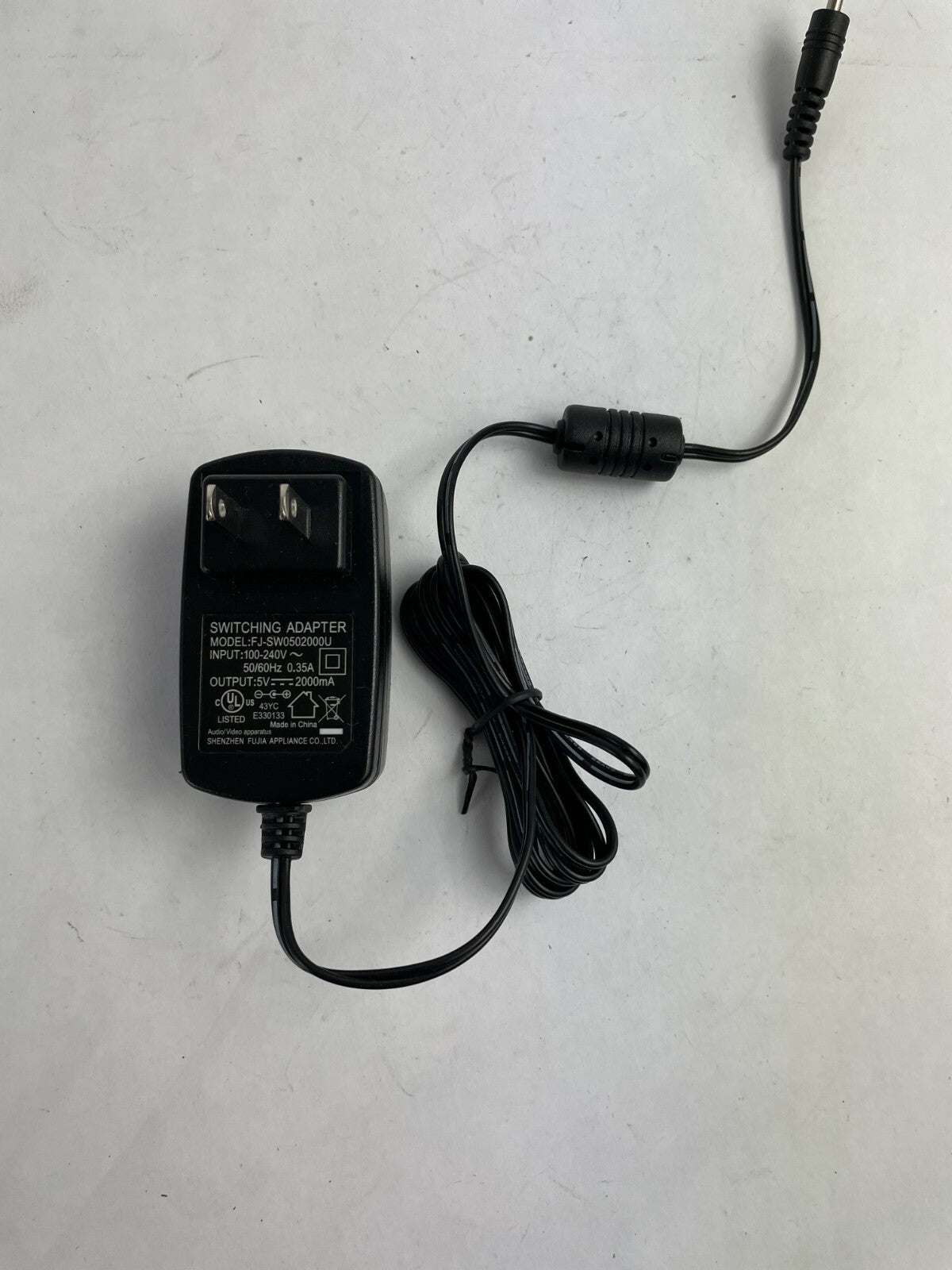 Genuine Ac Adapter FJ-SW0502000U Output 5 V 2000mA Power Supply Adapter A75