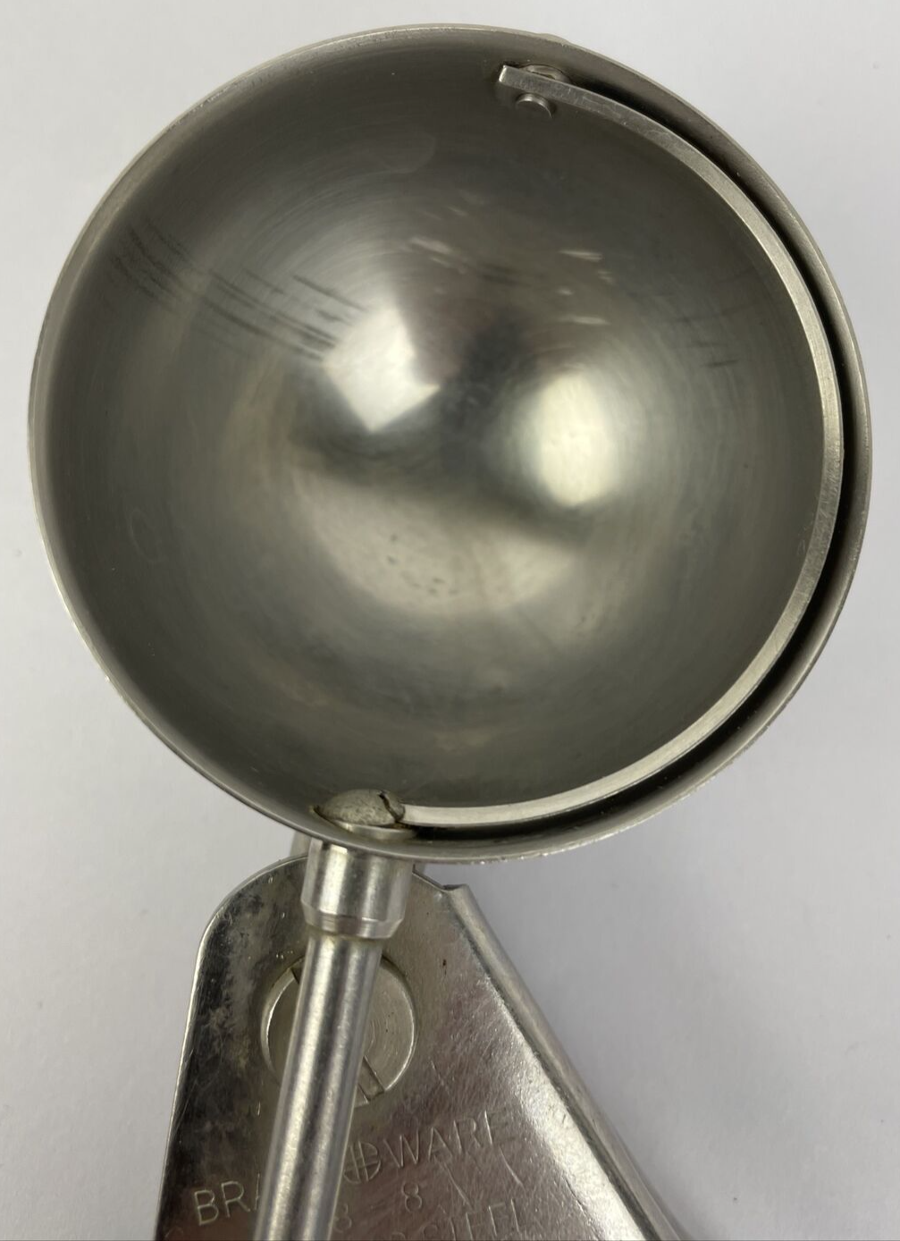 Vintage Brand Ware Stainless Steel Ice Cream Scoop 18-8 #8 Size Retro Yellow BLK
