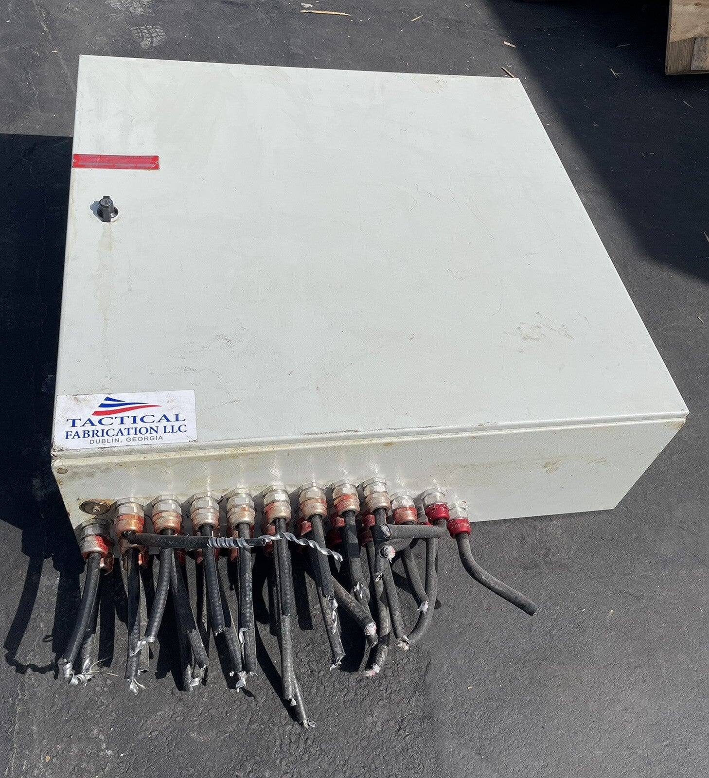 HAWA ENCLOSURE ELECTRIC CONTROL PANEL SWITCH CABINET E90604 TYPE 1 & 12