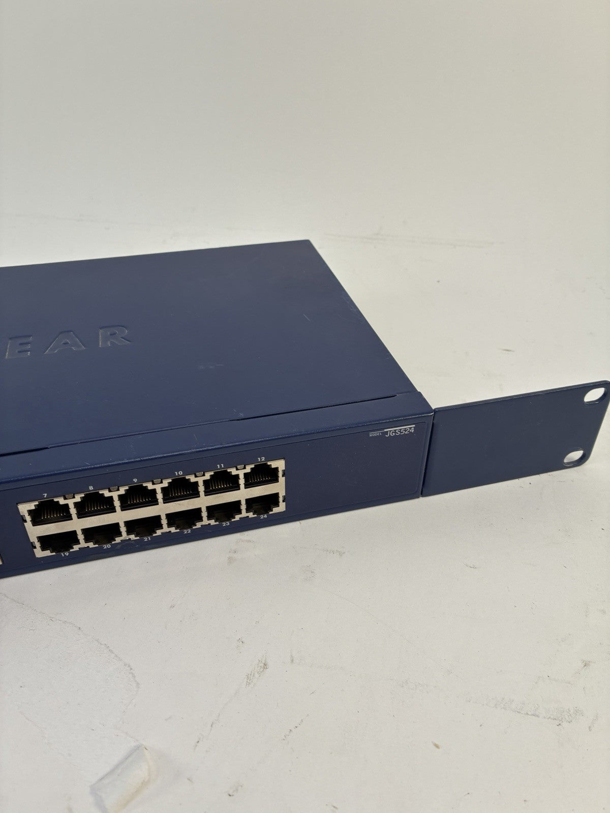 NETGEAR ProSafe JGS524 24-Port Gigabit Ethernet Switch – Rackmount